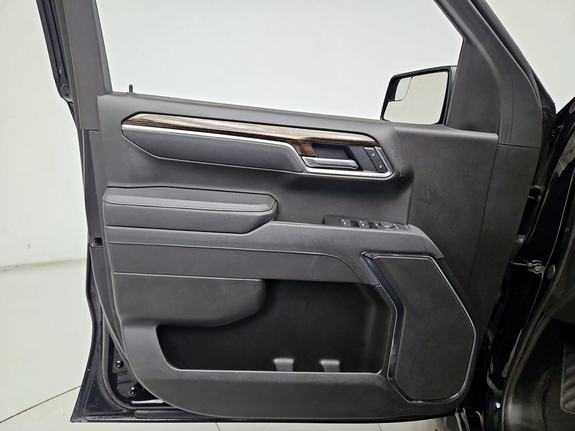 Thumbnail: 2025 GMC Sierra 1500 - 12