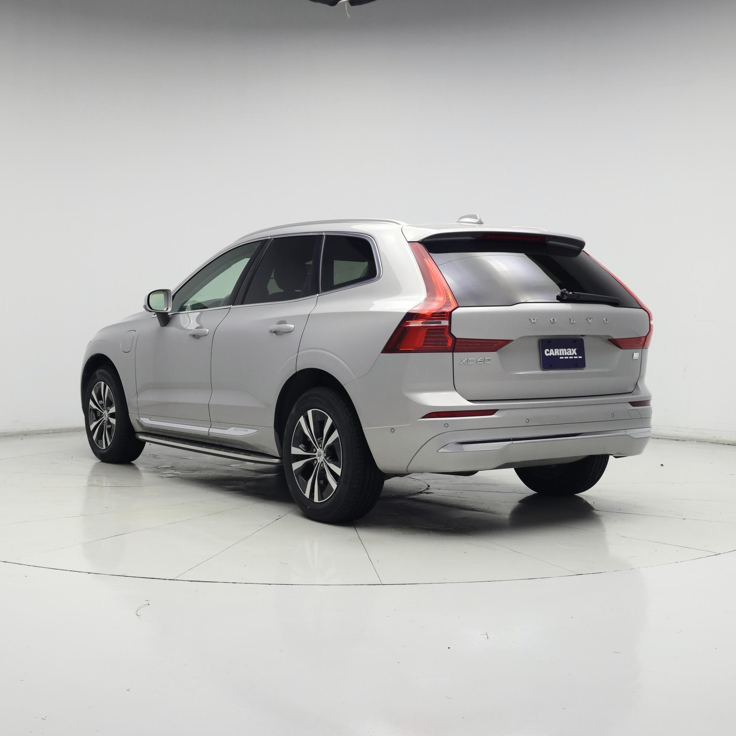 Thumbnail: 2022 Volvo XC60 - 2