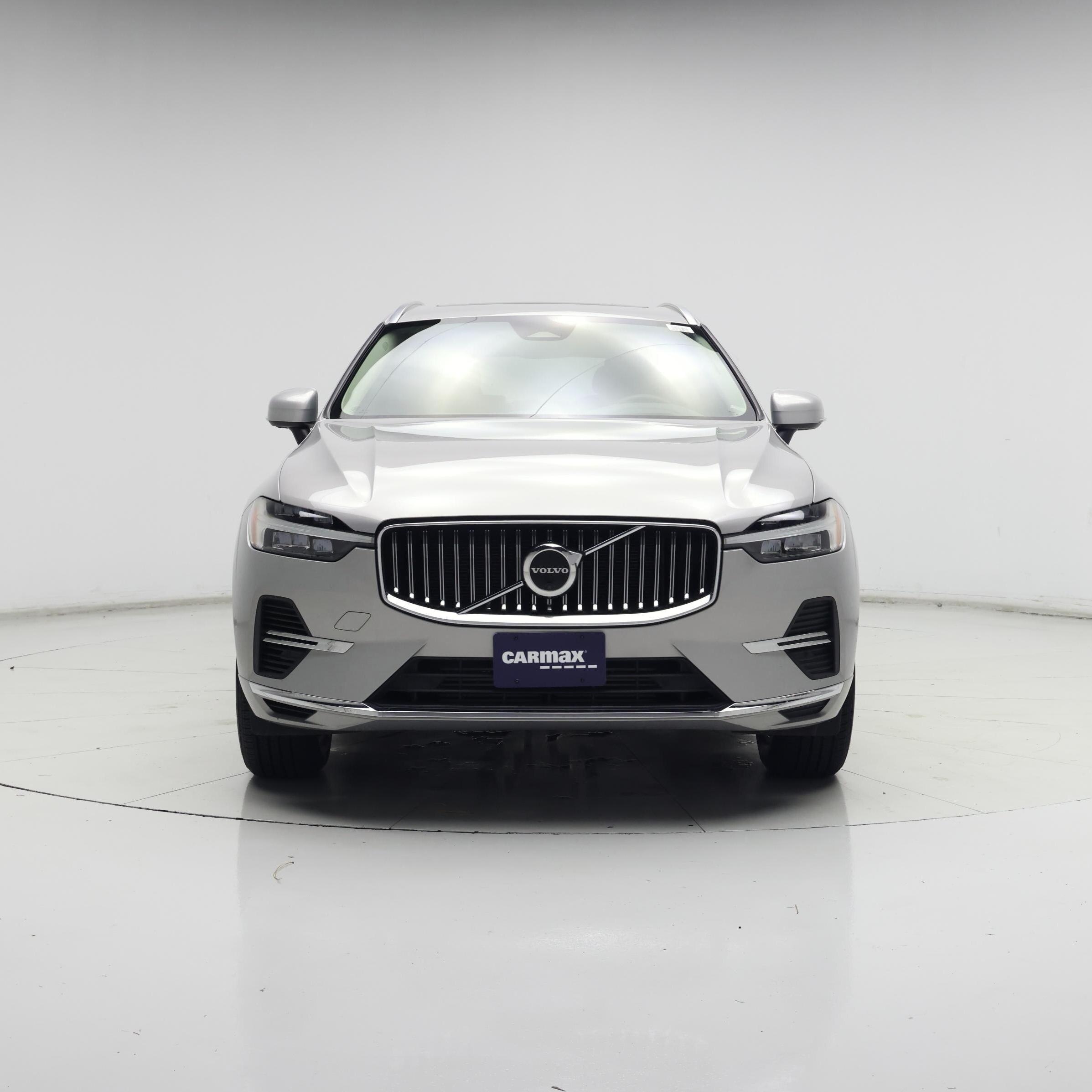 Thumbnail: 2022 Volvo XC60 - 5