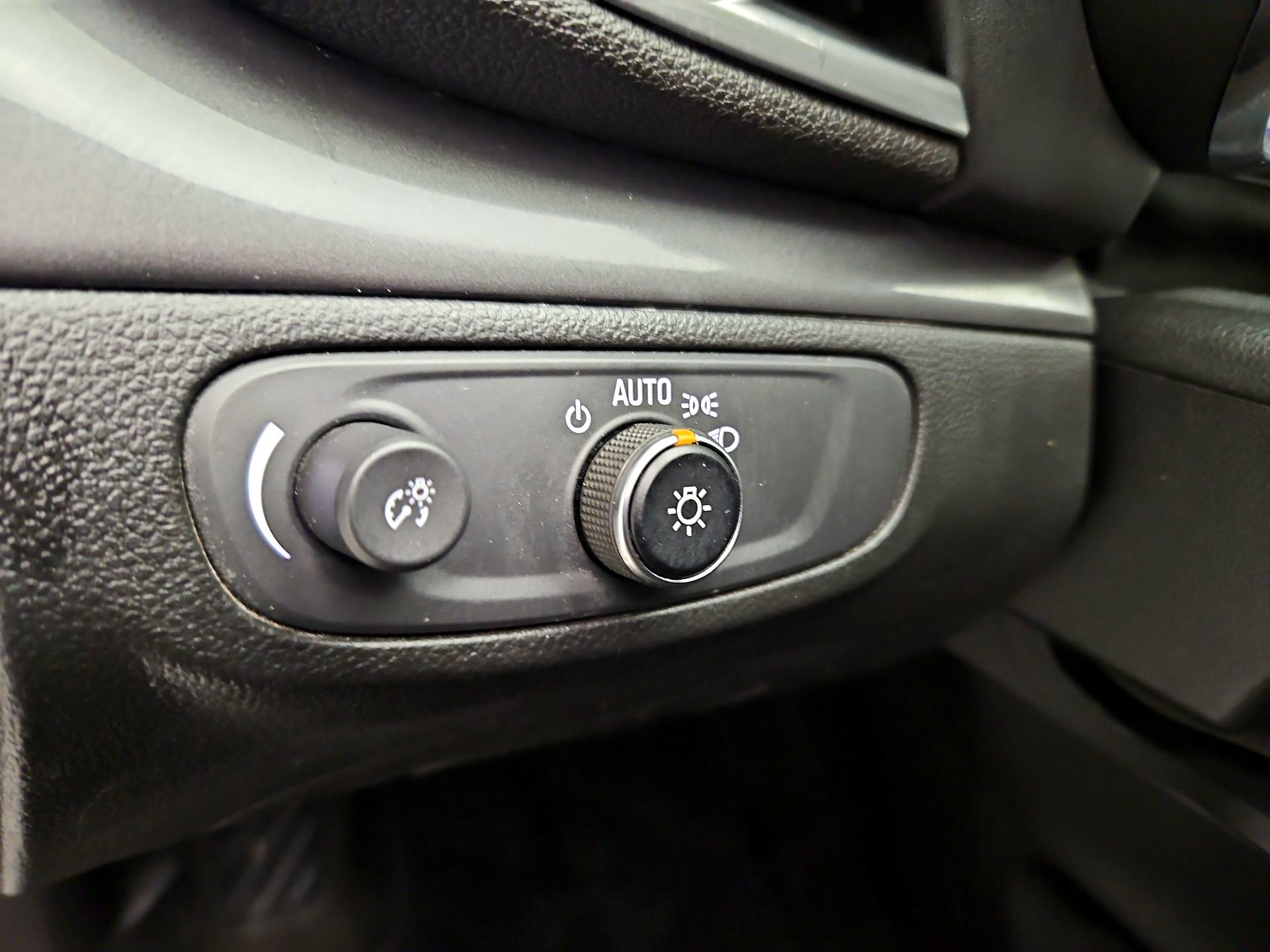 Thumbnail: 2021 Buick Encore - 13