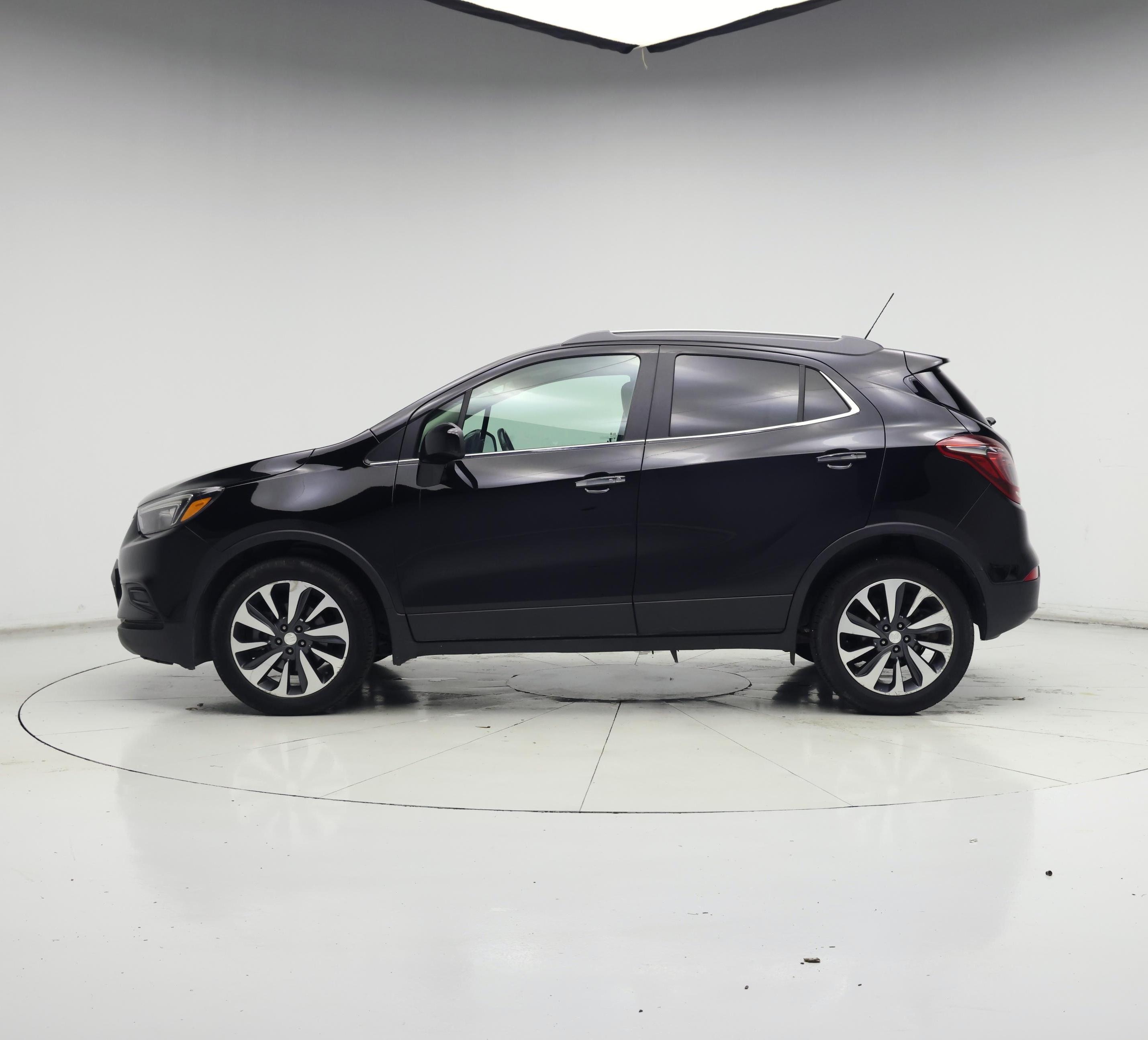 Thumbnail: 2021 Buick Encore - 3
