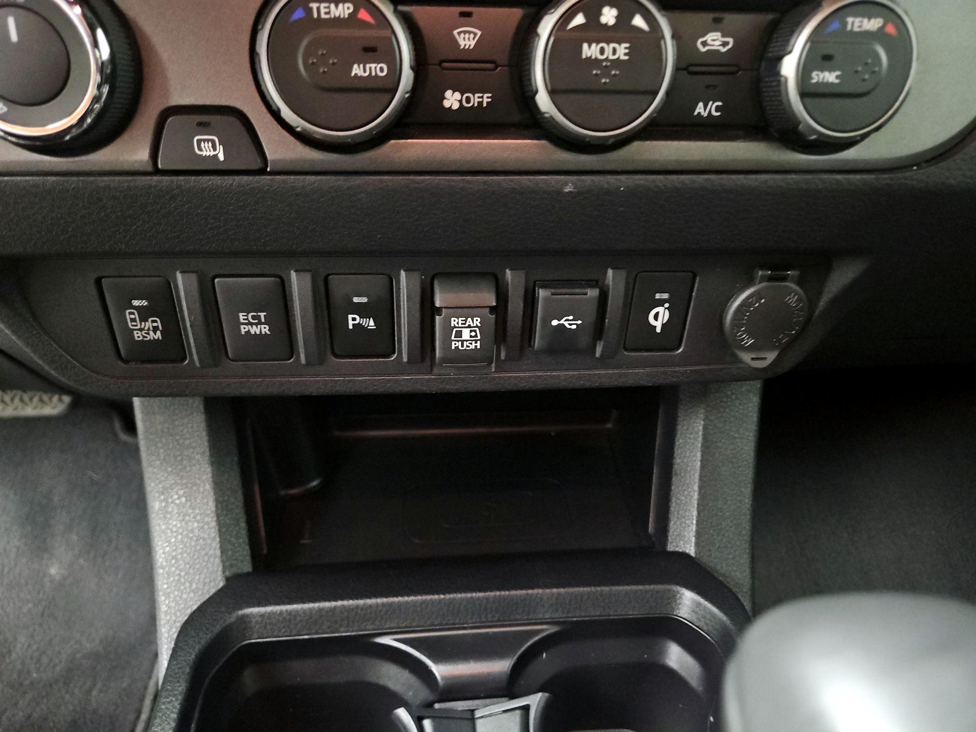 Thumbnail: 2023 Toyota Tacoma - 18