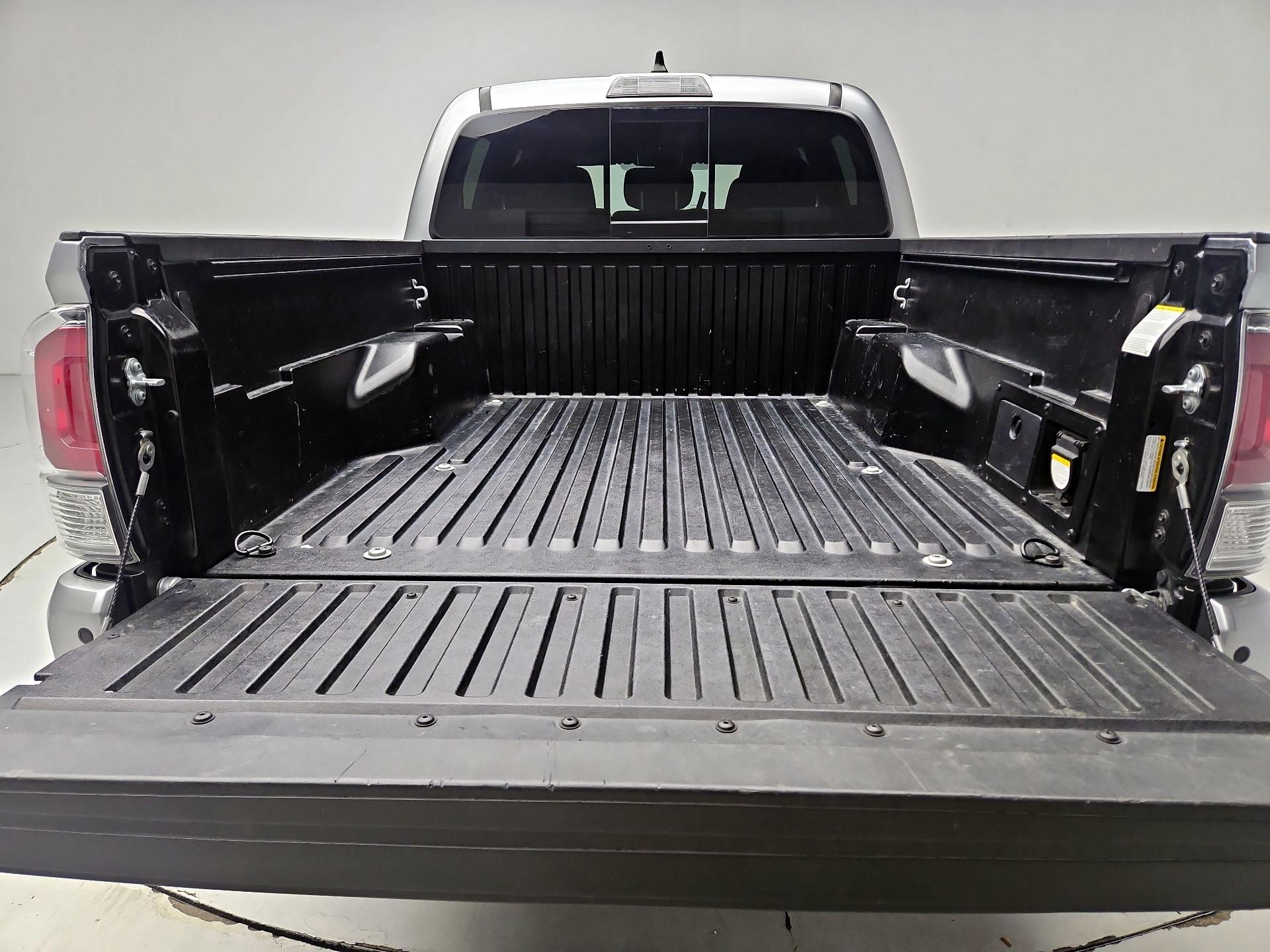 Thumbnail: 2023 Toyota Tacoma - 20