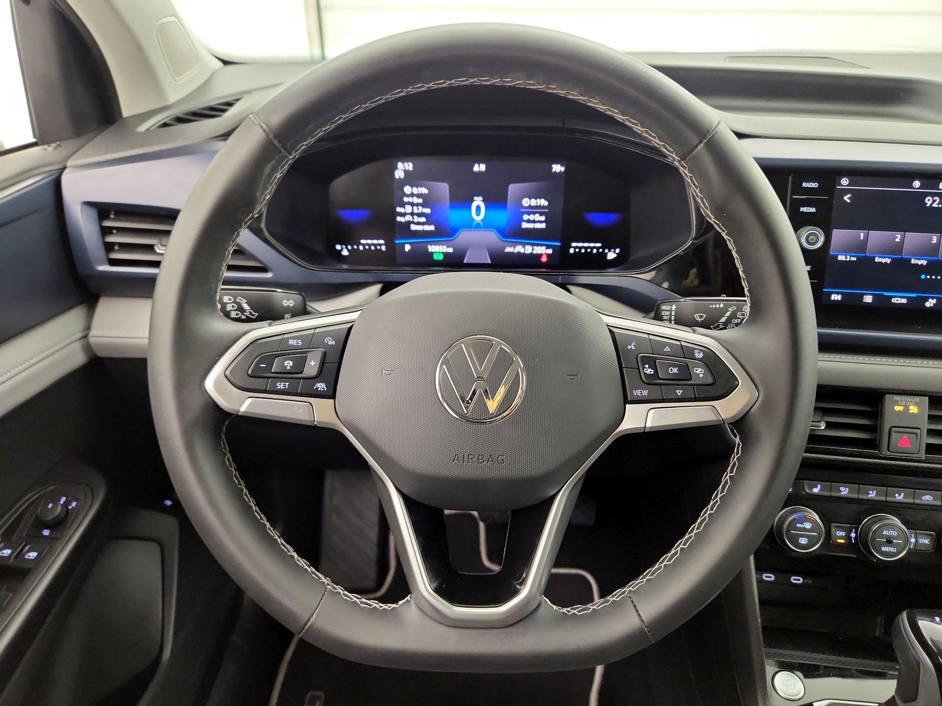 Thumbnail: 2024 Volkswagen Taos - 10