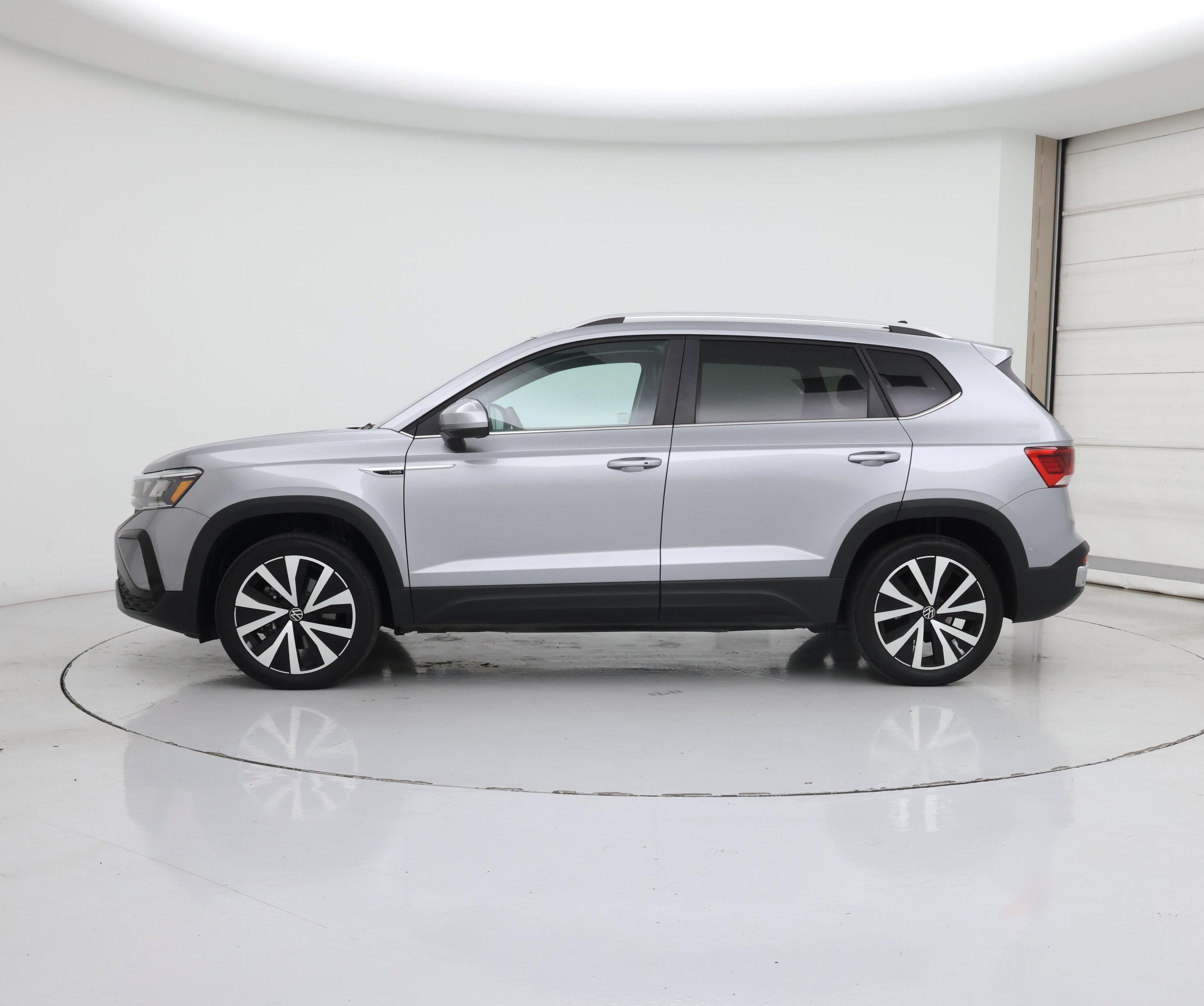 Thumbnail: 2024 Volkswagen Taos - 3
