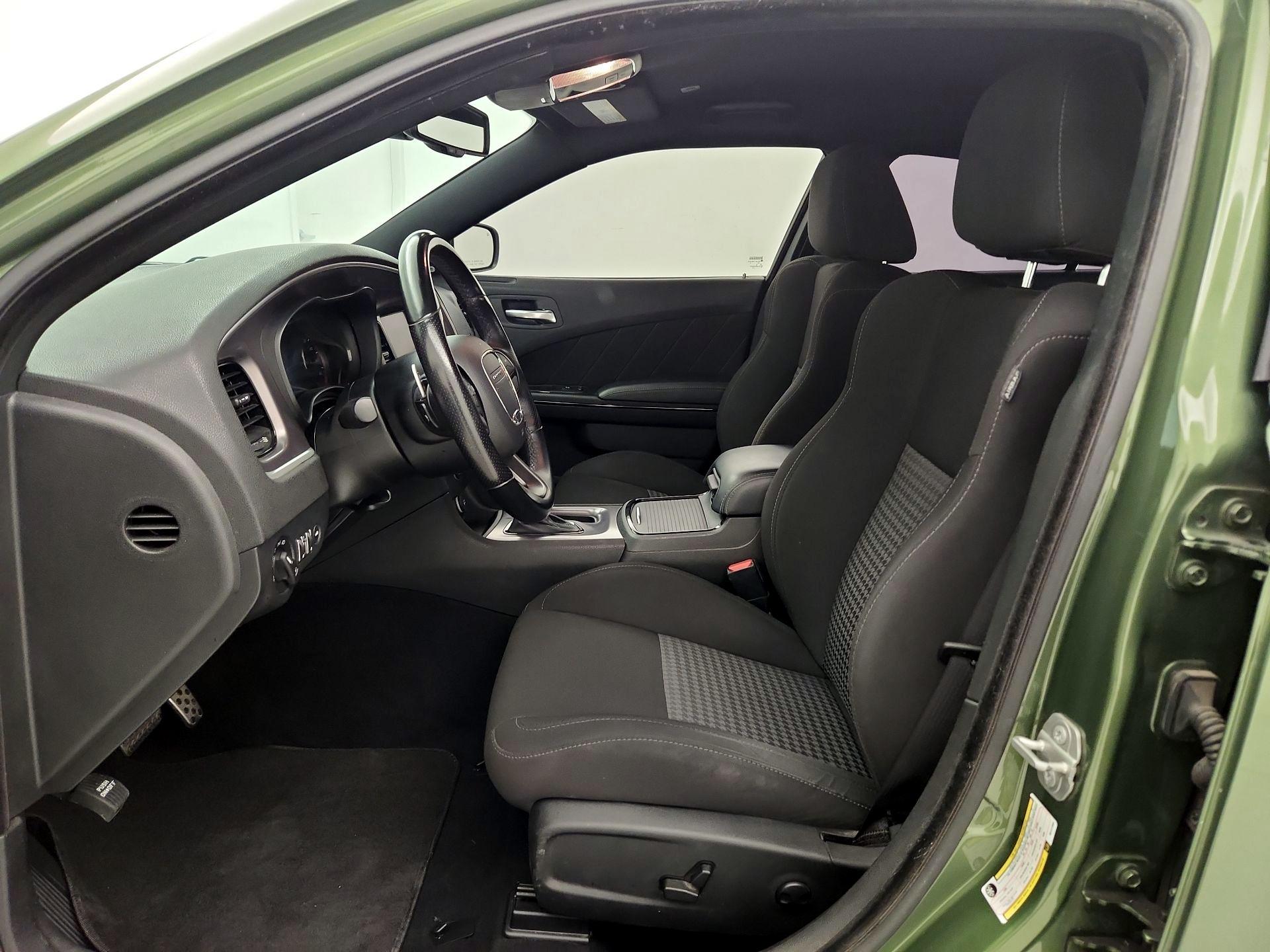 Thumbnail: 2022 Dodge Charger - 11