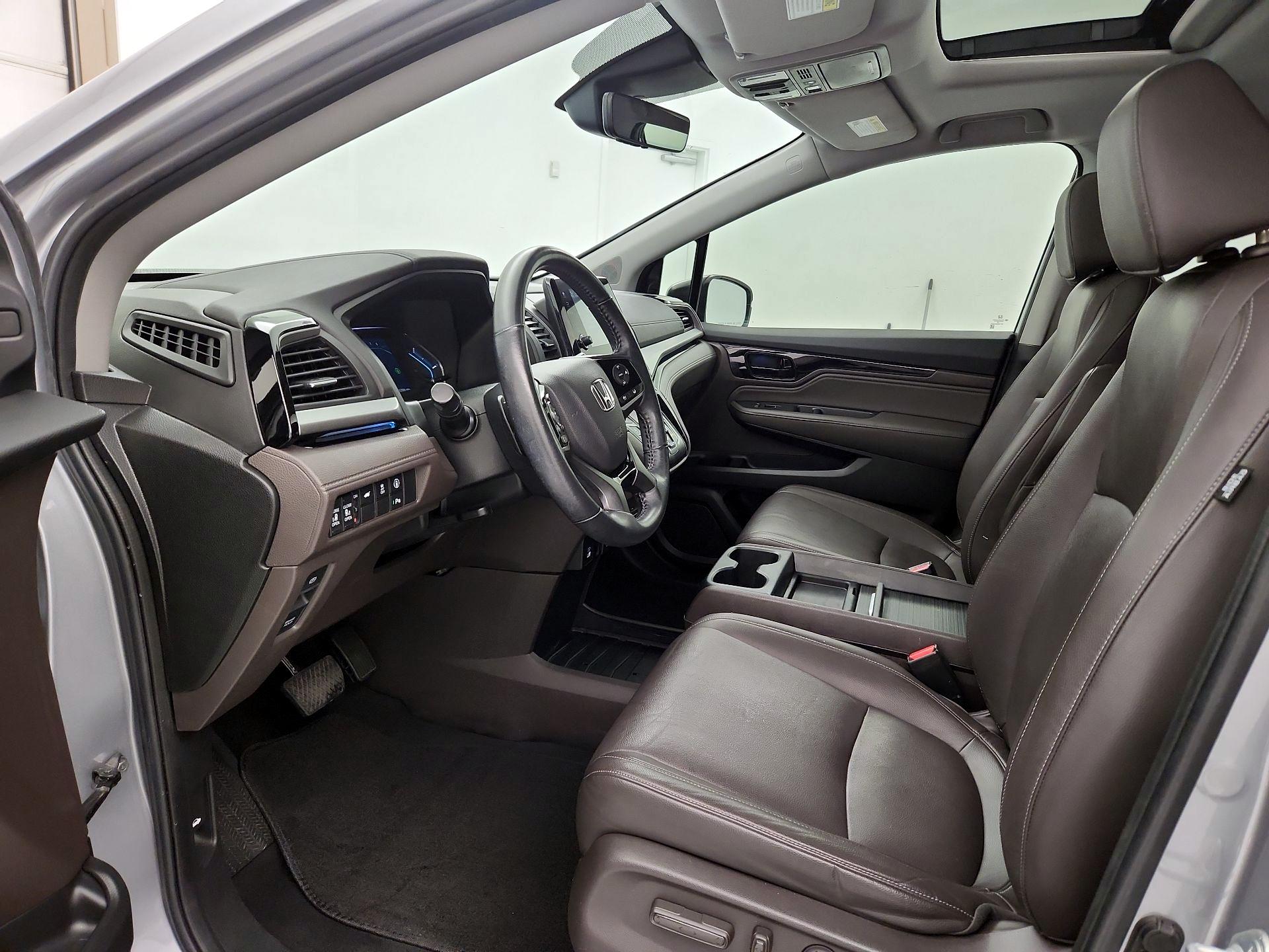 Thumbnail: 2023 Honda Odyssey - 11