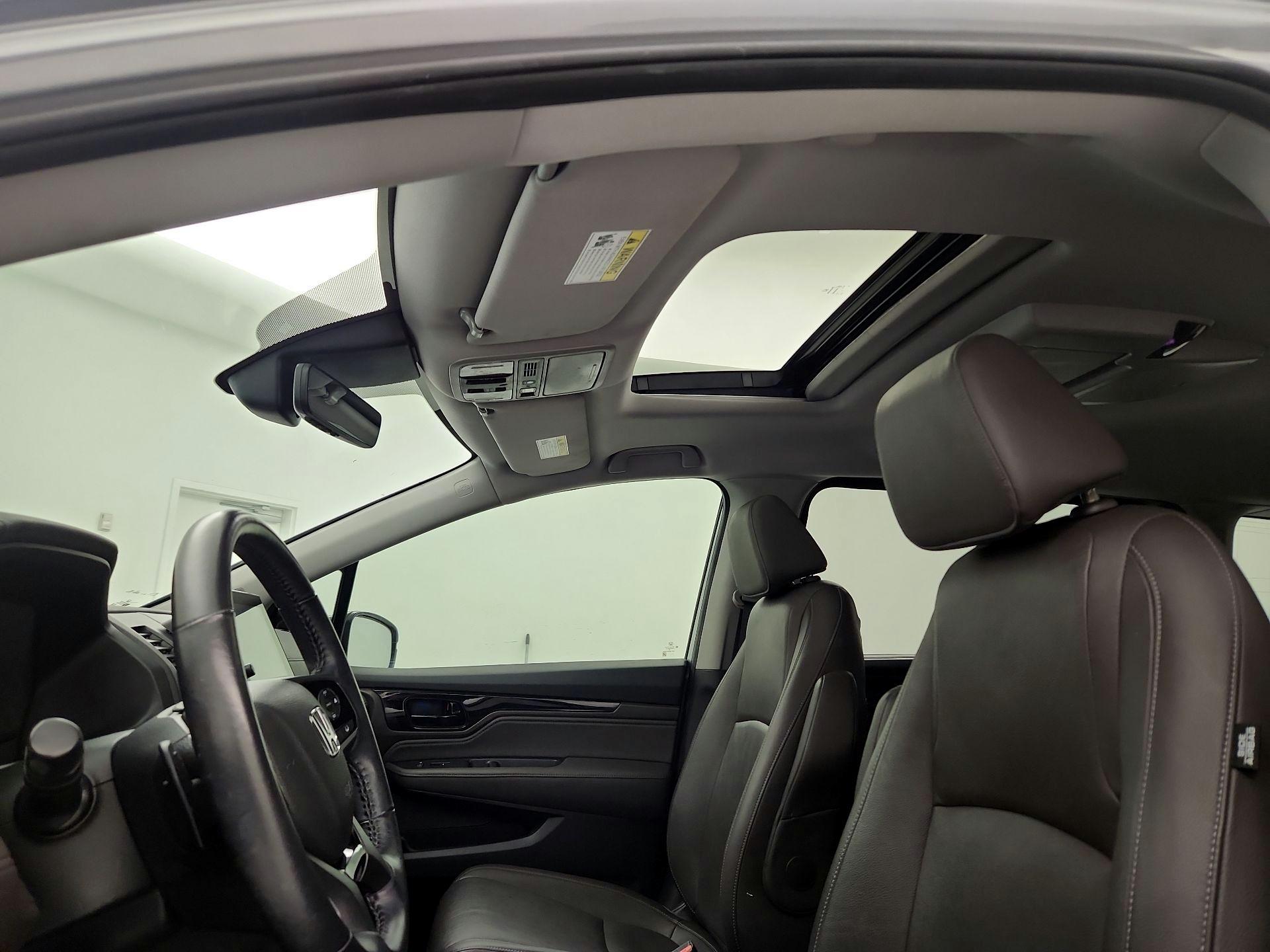 Thumbnail: 2023 Honda Odyssey - 20