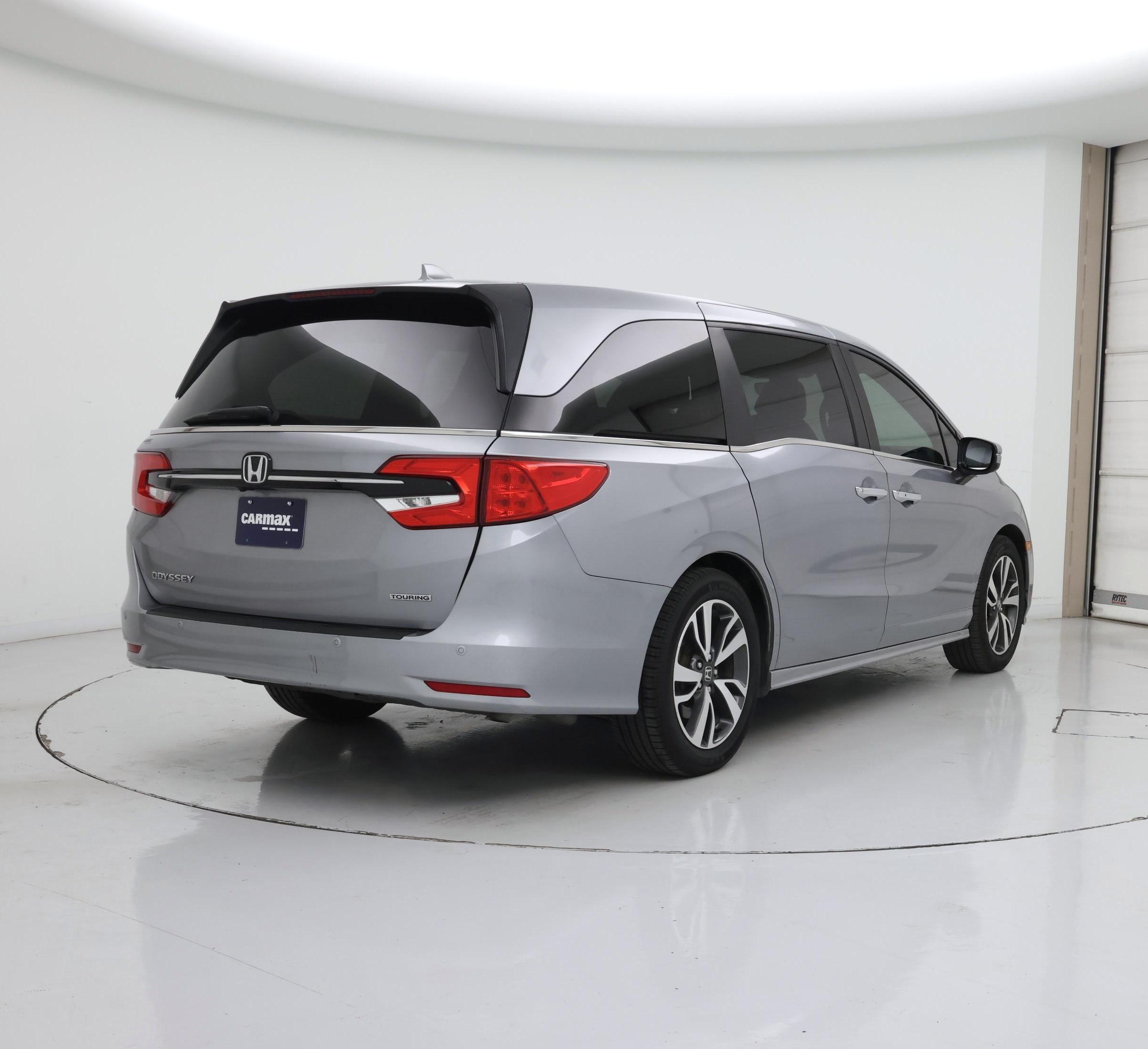 Thumbnail: 2023 Honda Odyssey - 8