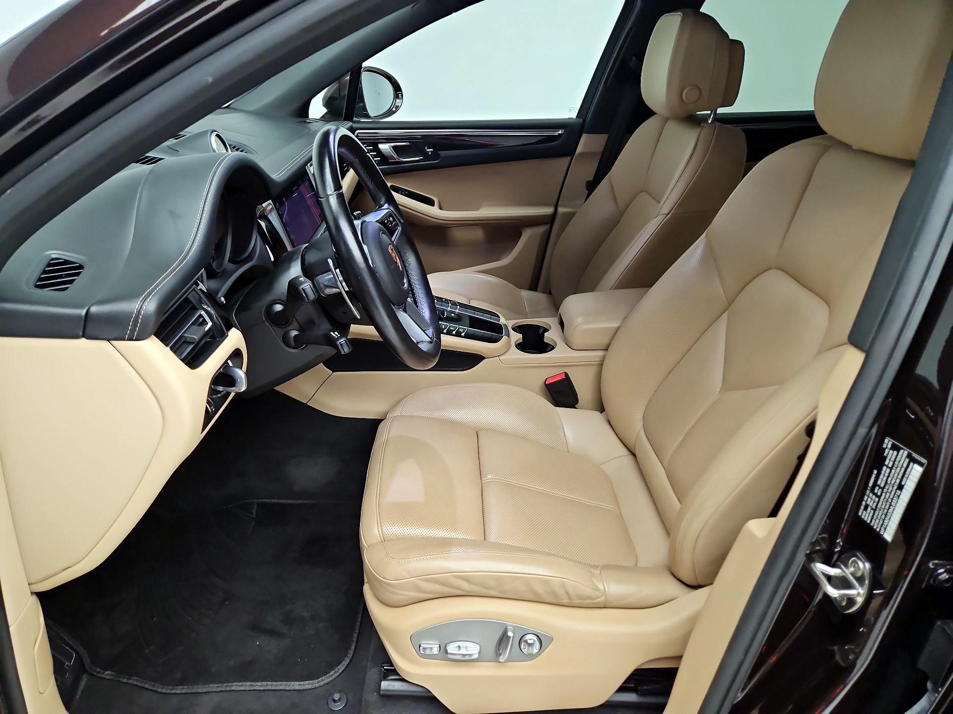 Thumbnail: 2021 Porsche Macan - 11