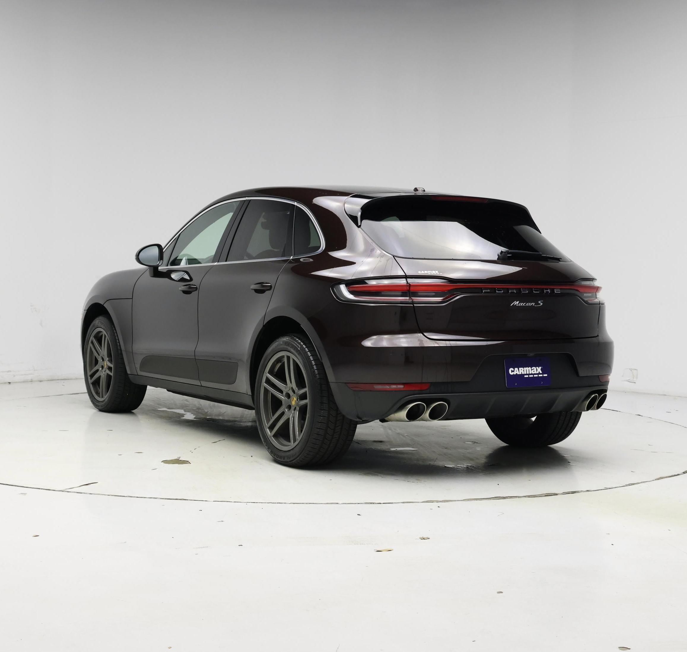 Thumbnail: 2021 Porsche Macan - 2
