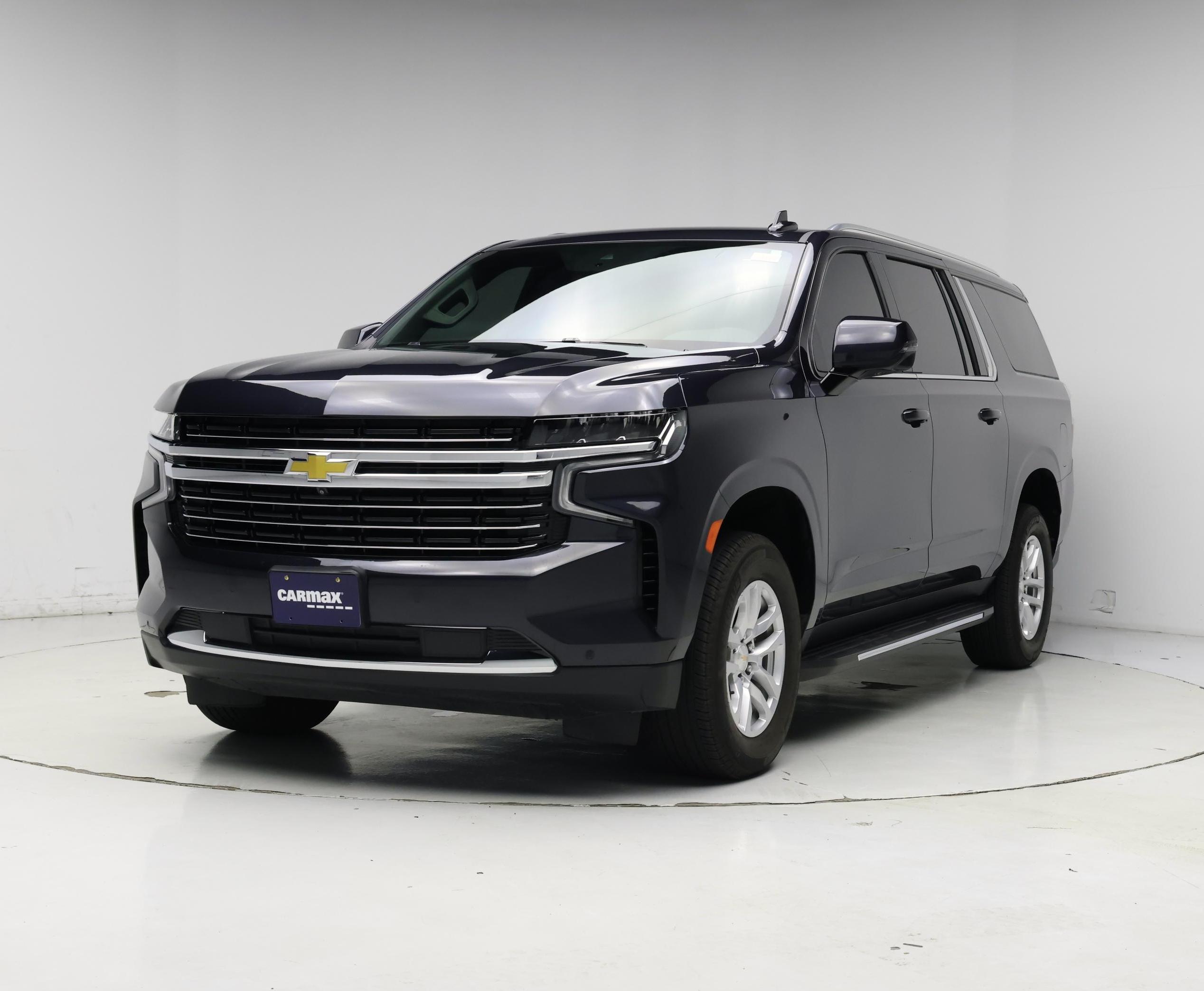 Thumbnail: 2024 Chevrolet Suburban - 4
