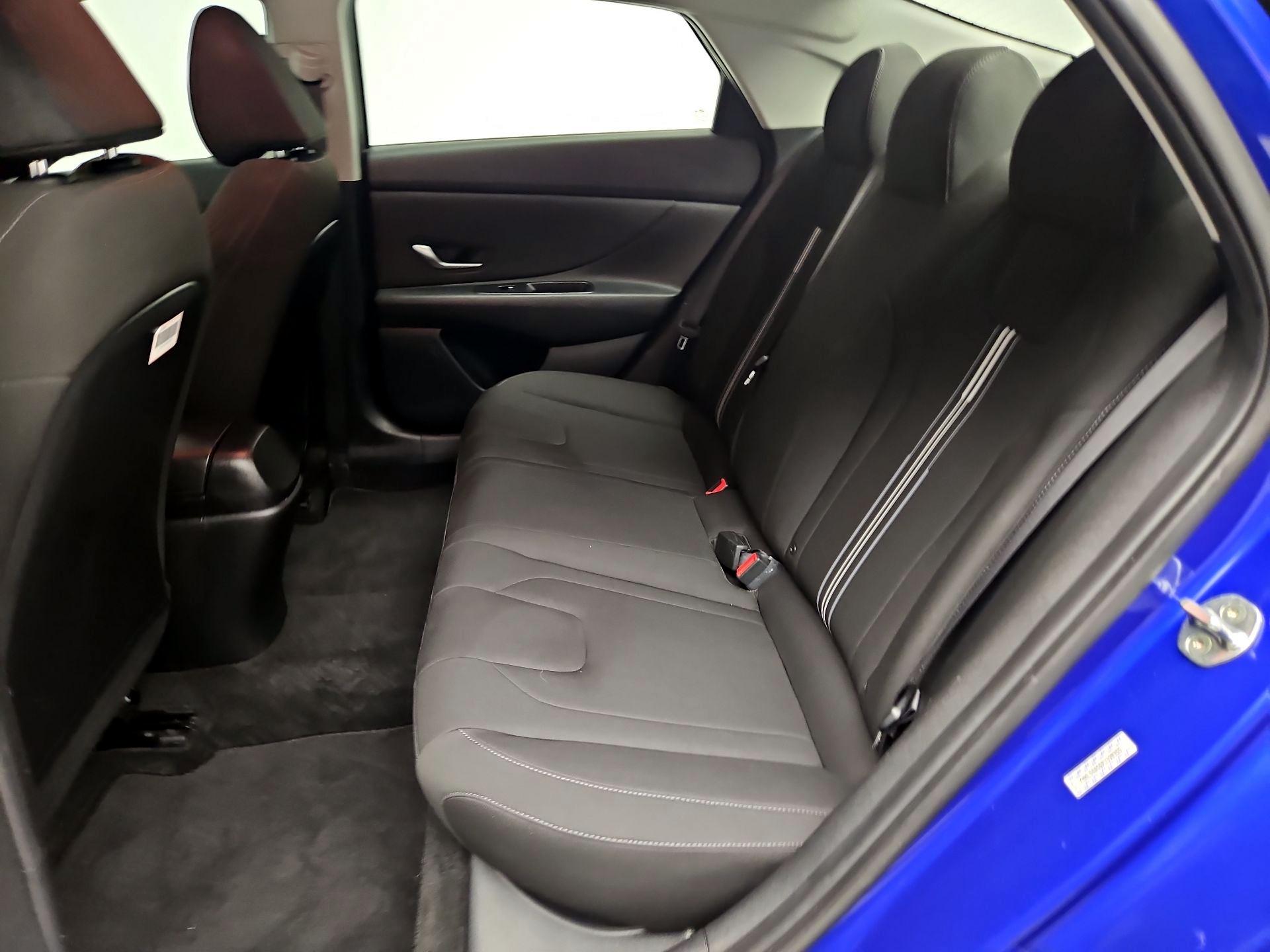 Thumbnail: 2023 Hyundai Elantra - 20