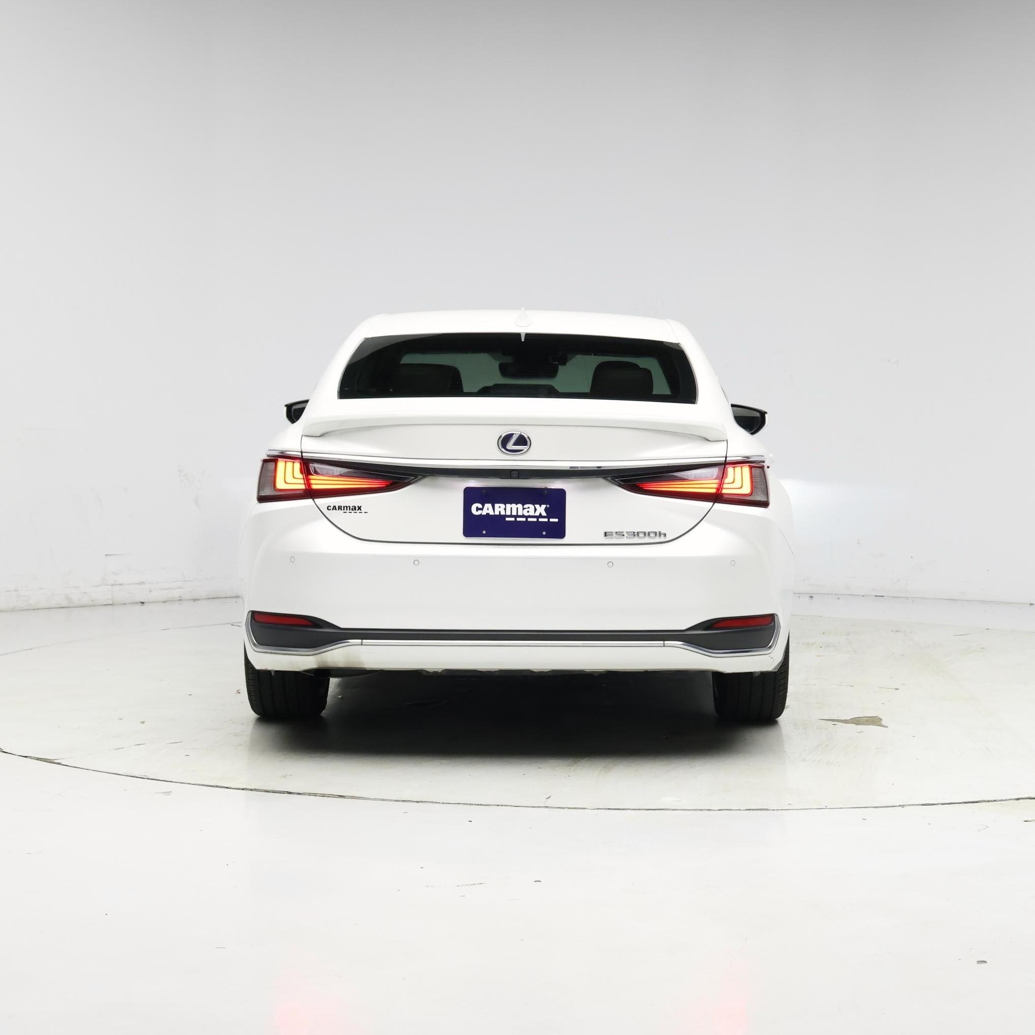 Thumbnail: 2020 Lexus ES - 6