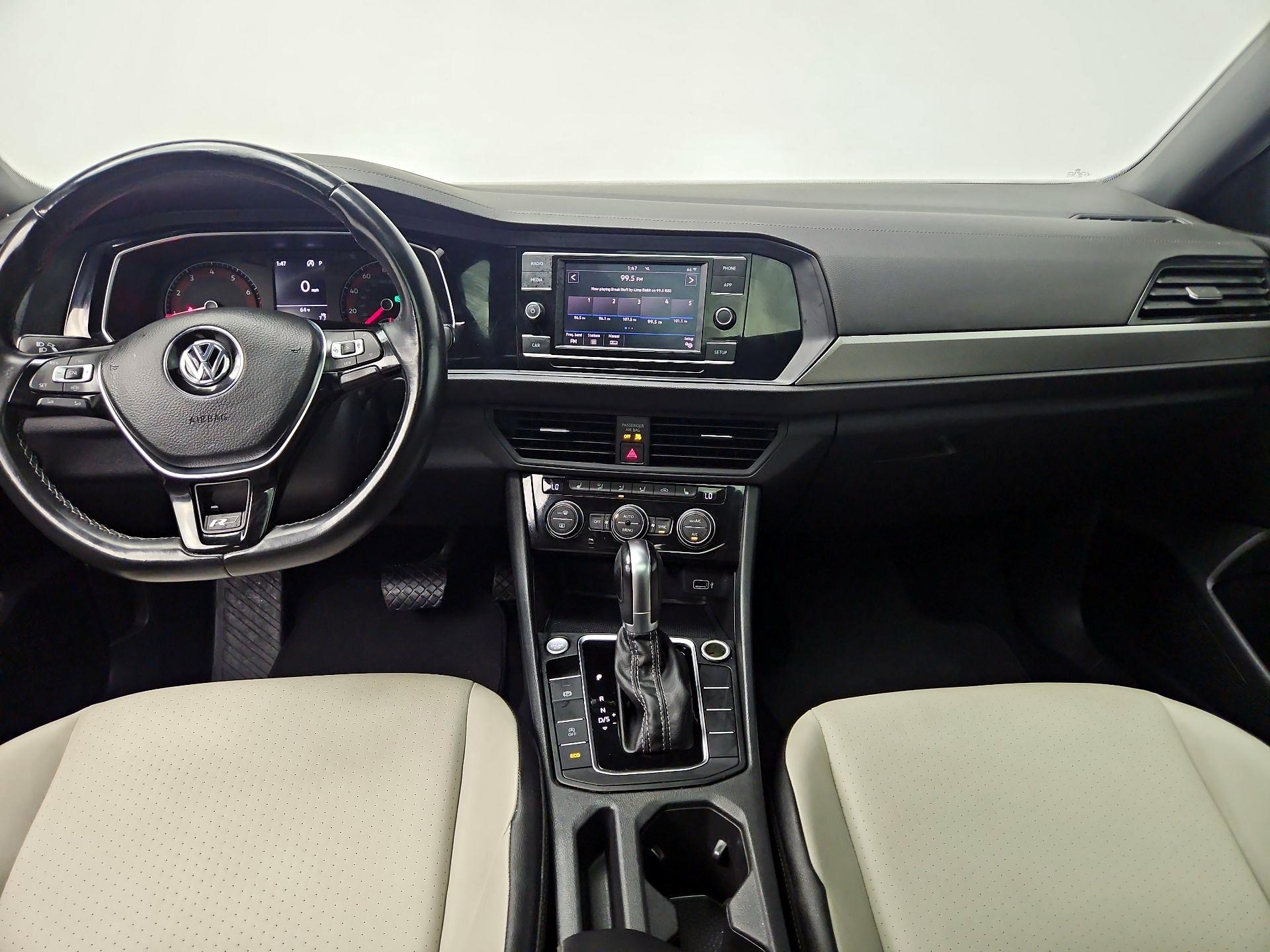 Thumbnail: 2019 Volkswagen Jetta - 9