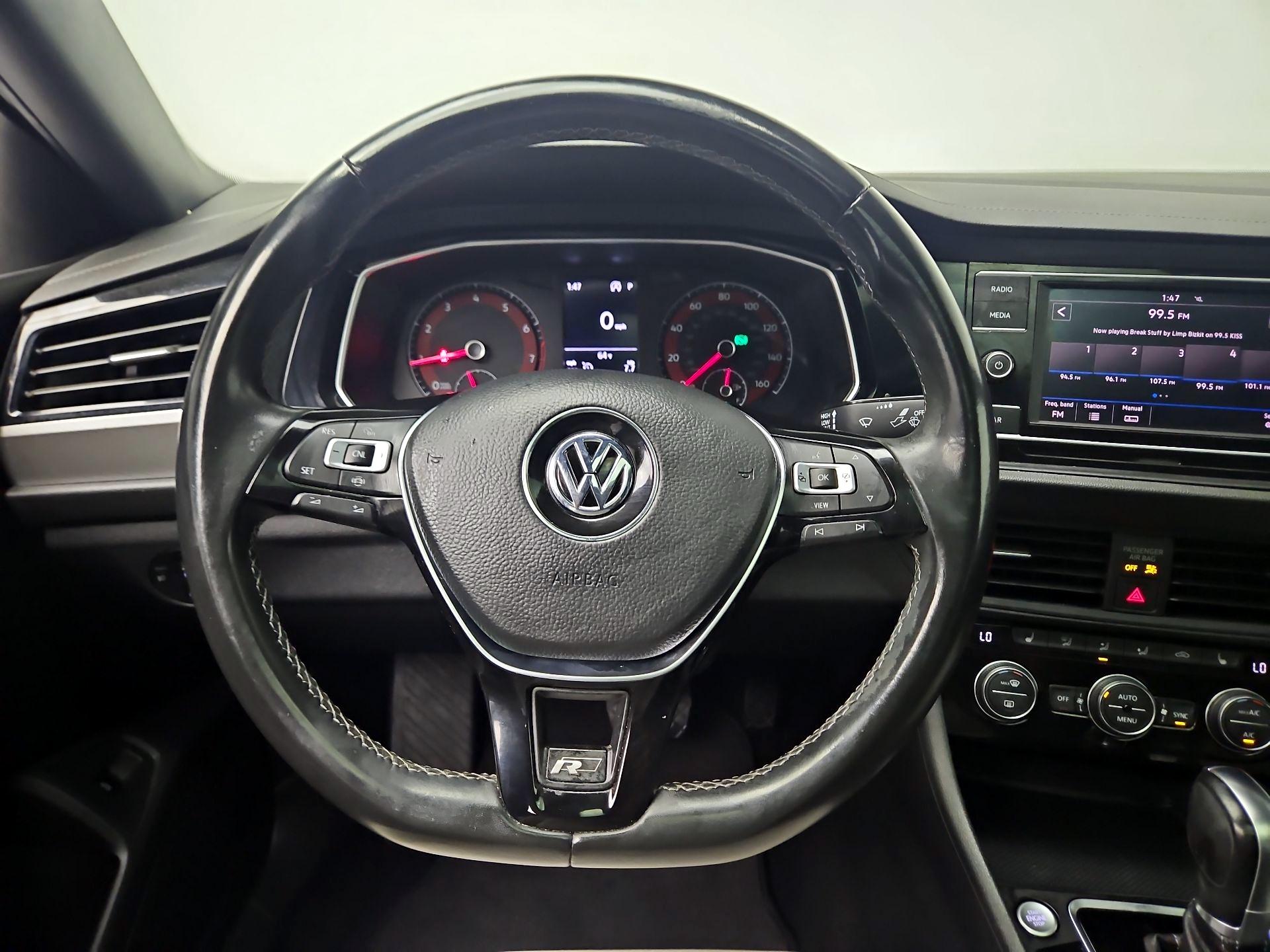 Thumbnail: 2019 Volkswagen Jetta - 10