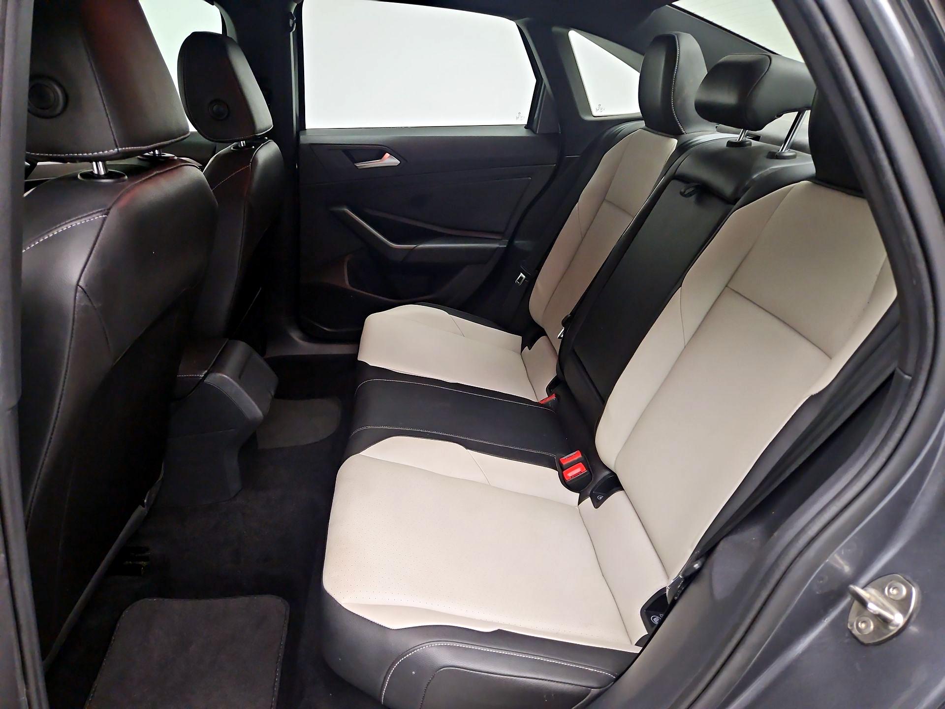 Thumbnail: 2019 Volkswagen Jetta - 20