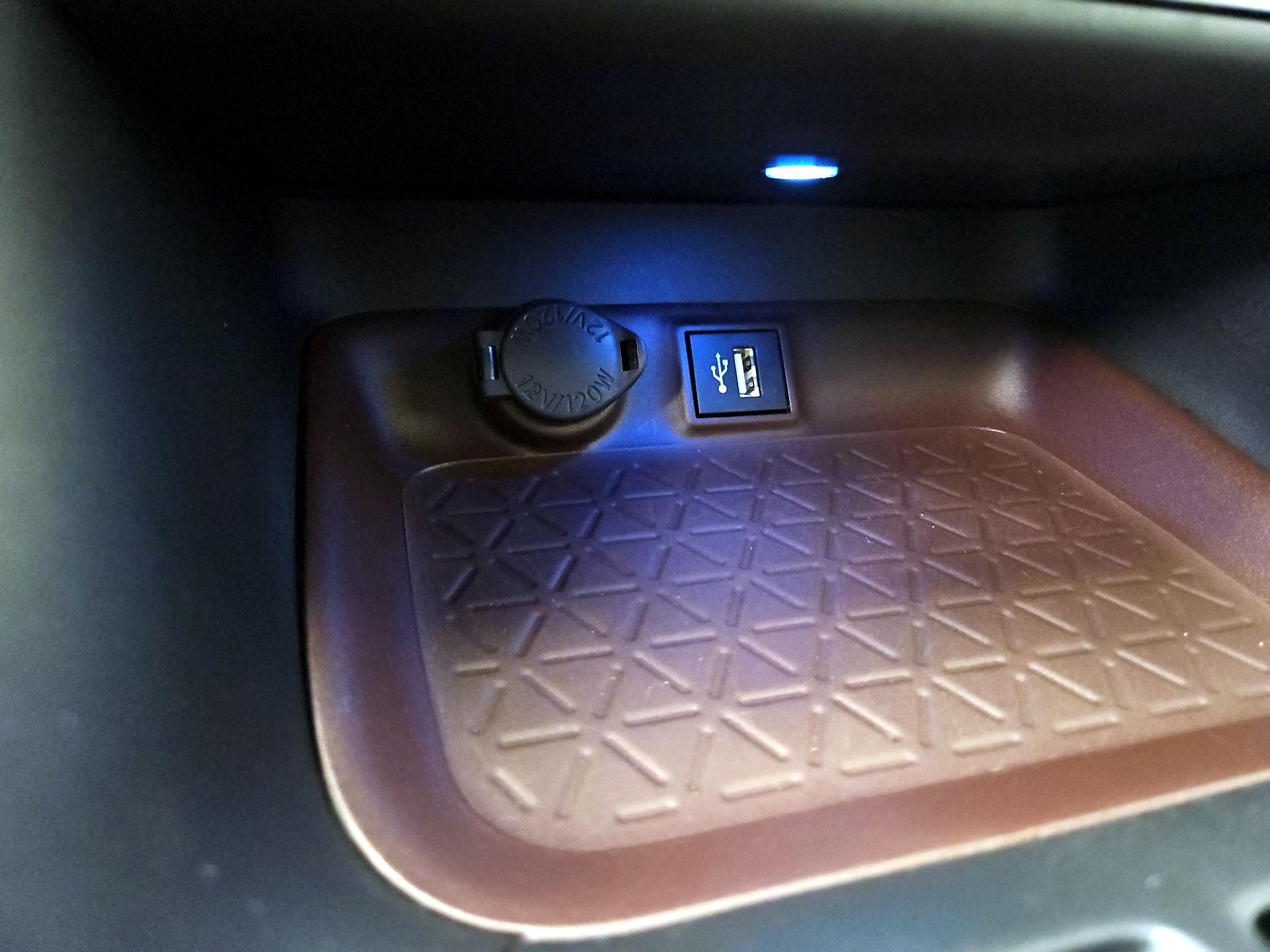 Thumbnail: 2024 Toyota RAV4 - 18