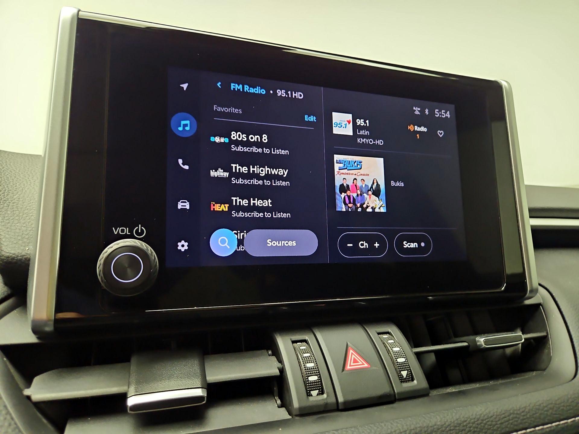 Thumbnail: 2024 Toyota RAV4 - 15