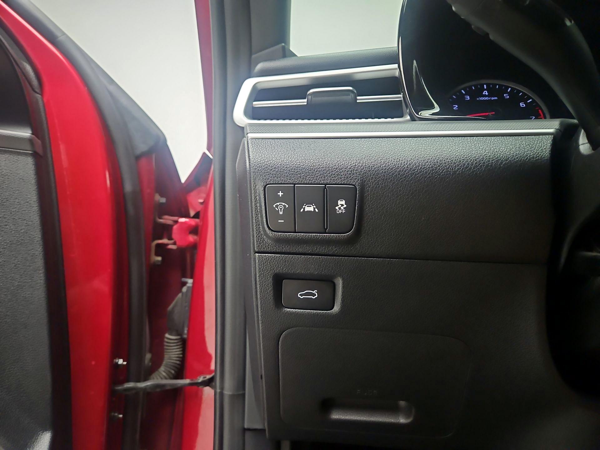 Thumbnail: 2021 Kia K5 - 13