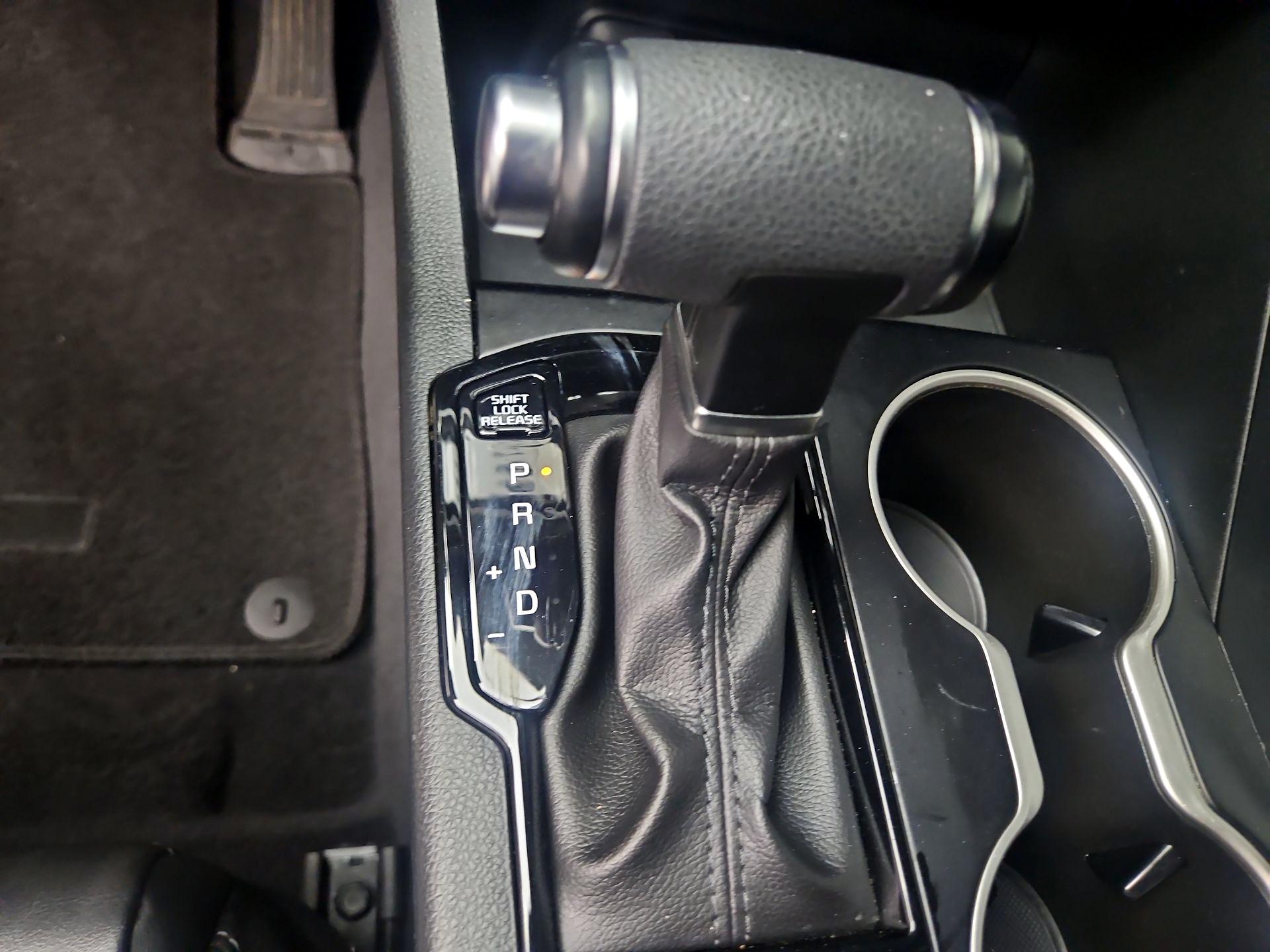 Thumbnail: 2021 Kia K5 - 17