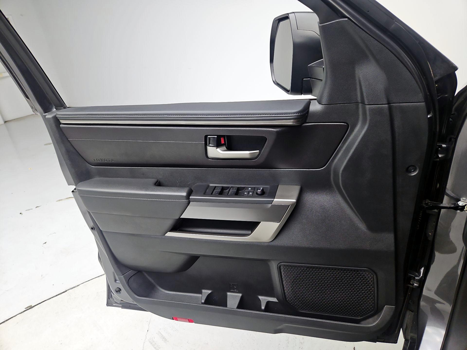 Thumbnail: 2024 Toyota Tundra - 12