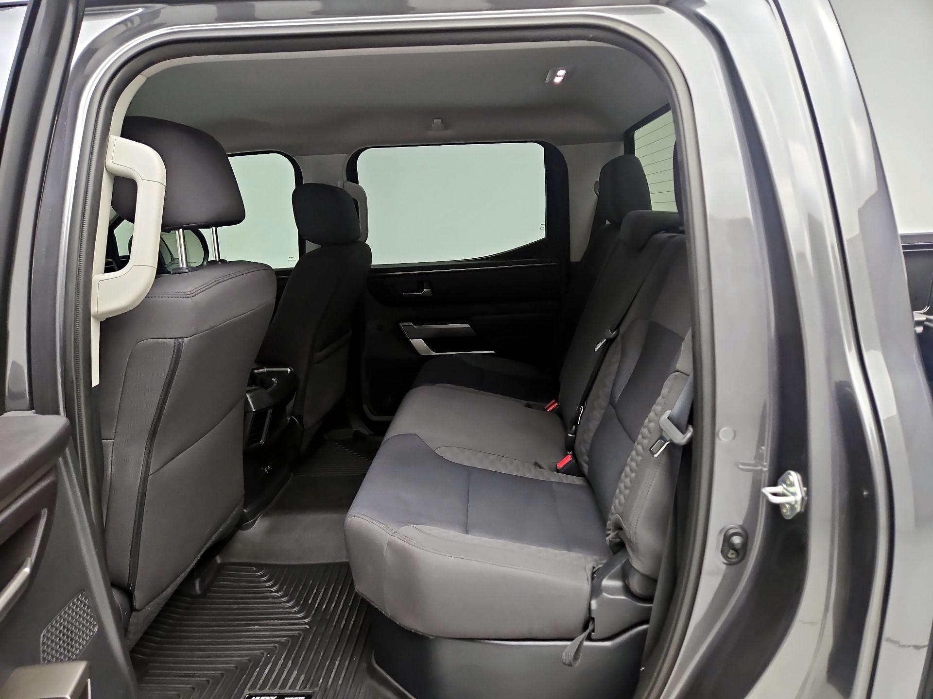 Thumbnail: 2024 Toyota Tundra - 19