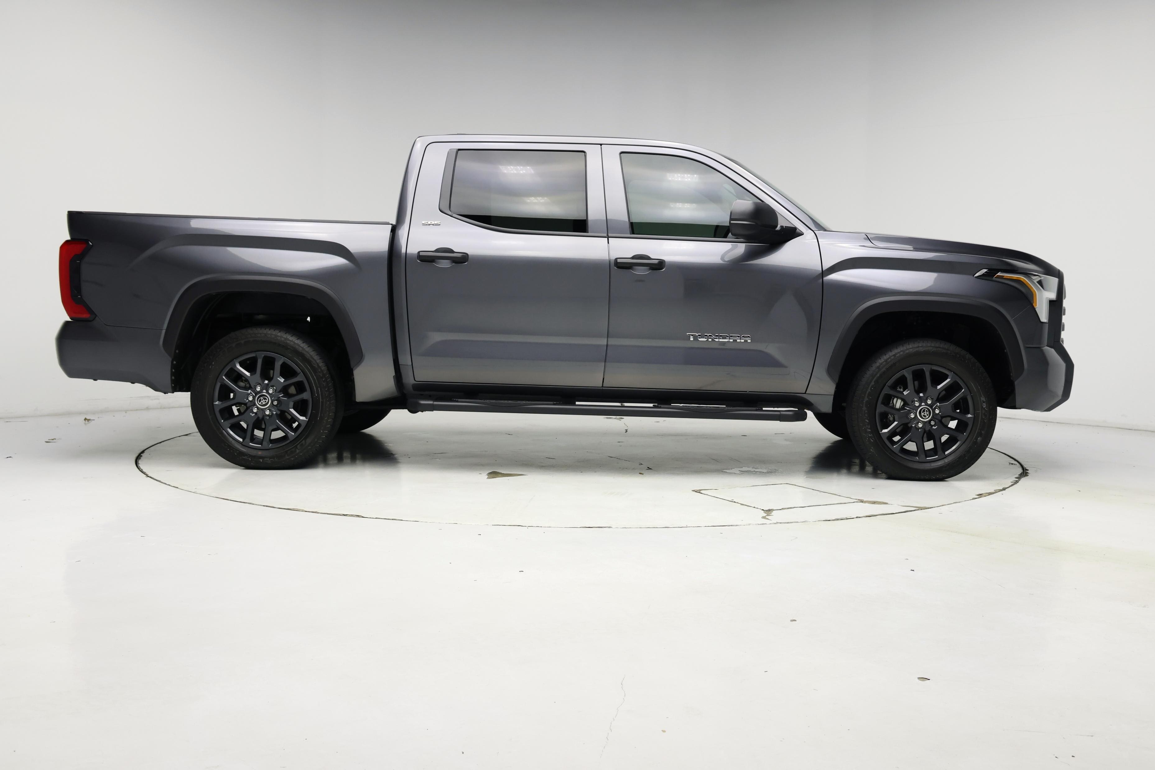 Thumbnail: 2024 Toyota Tundra - 7