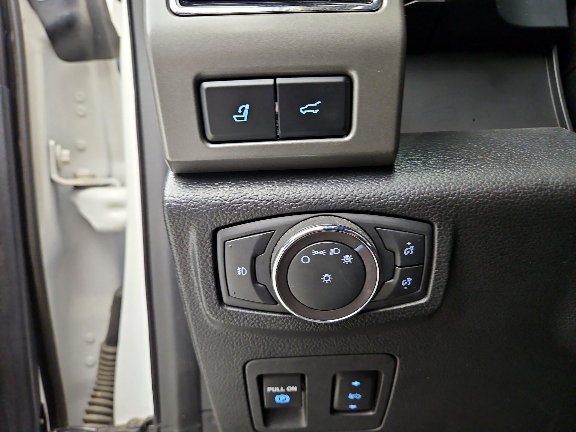 Thumbnail: 2019 Ford Expedition - 13