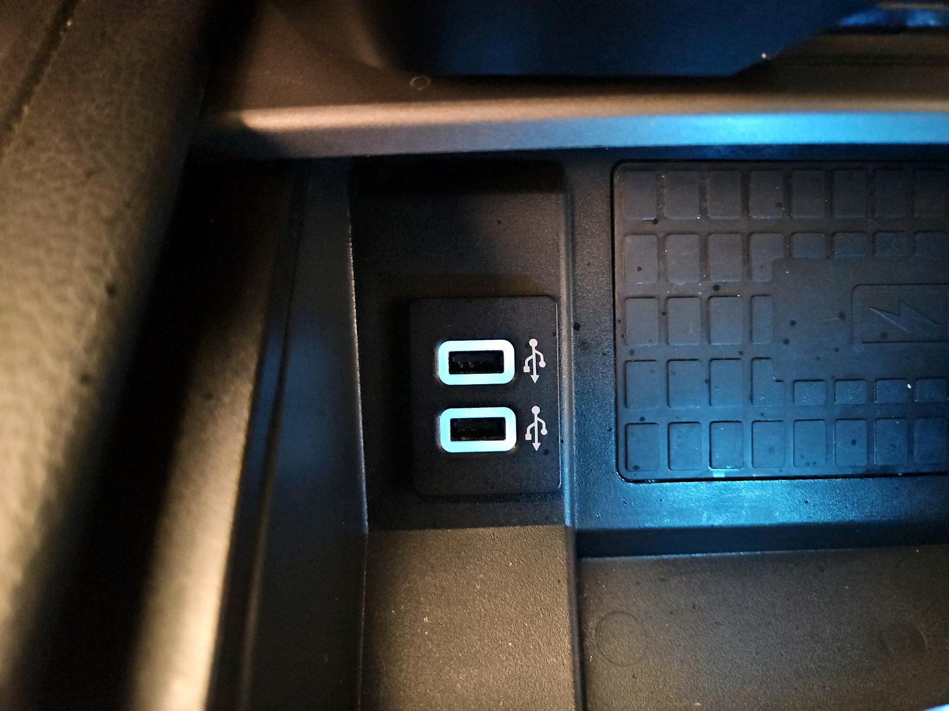 Thumbnail: 2019 Ford Expedition - 19