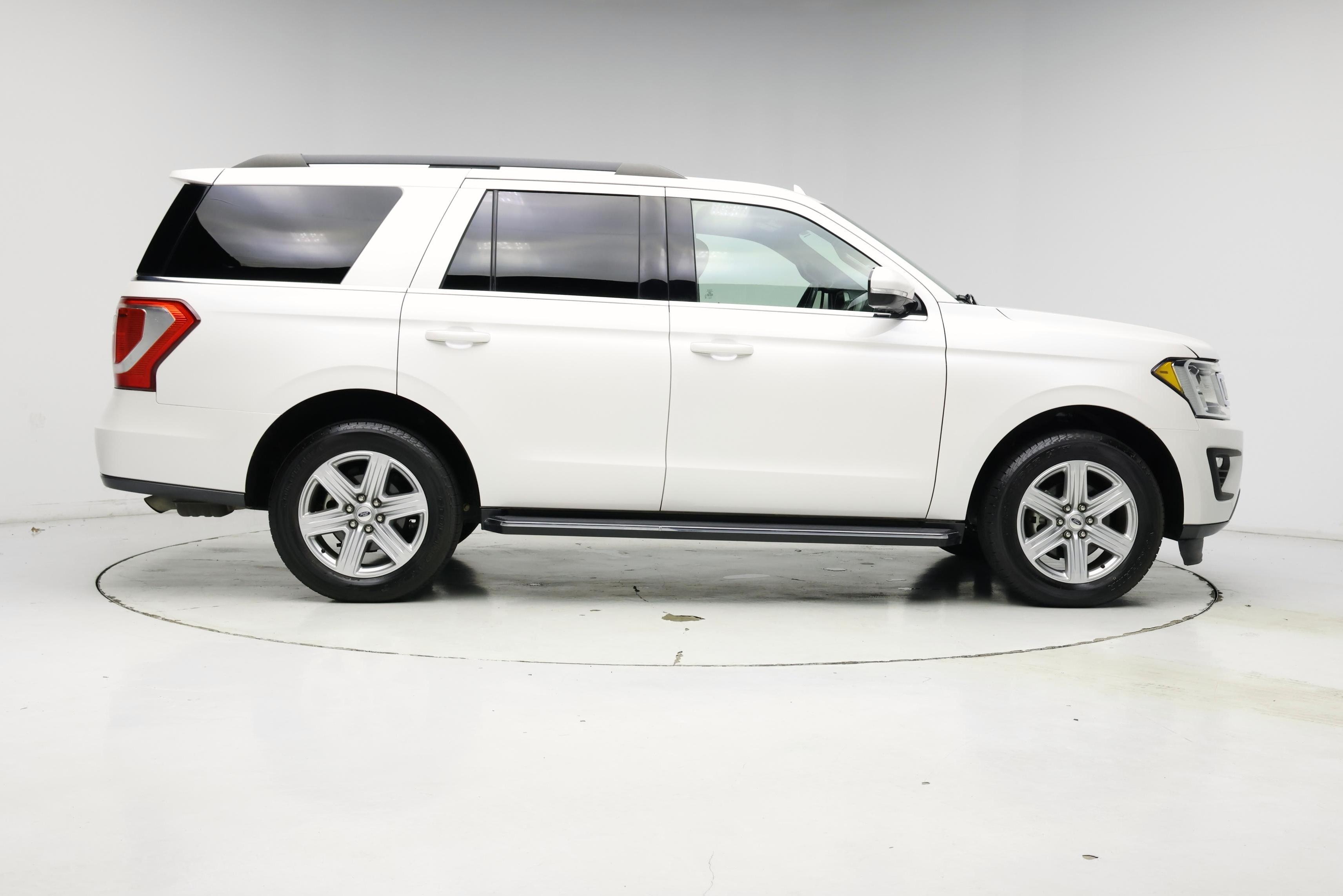 Thumbnail: 2019 Ford Expedition - 7