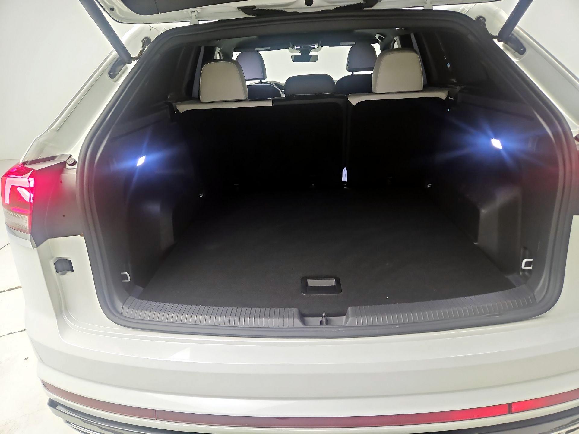 Thumbnail: 2024 Volkswagen Atlas - 20