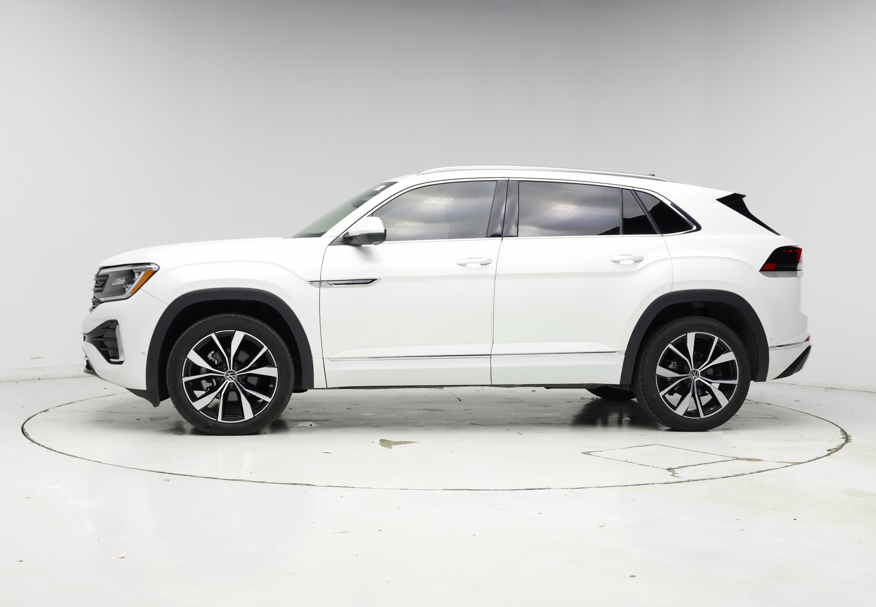 Thumbnail: 2024 Volkswagen Atlas - 3