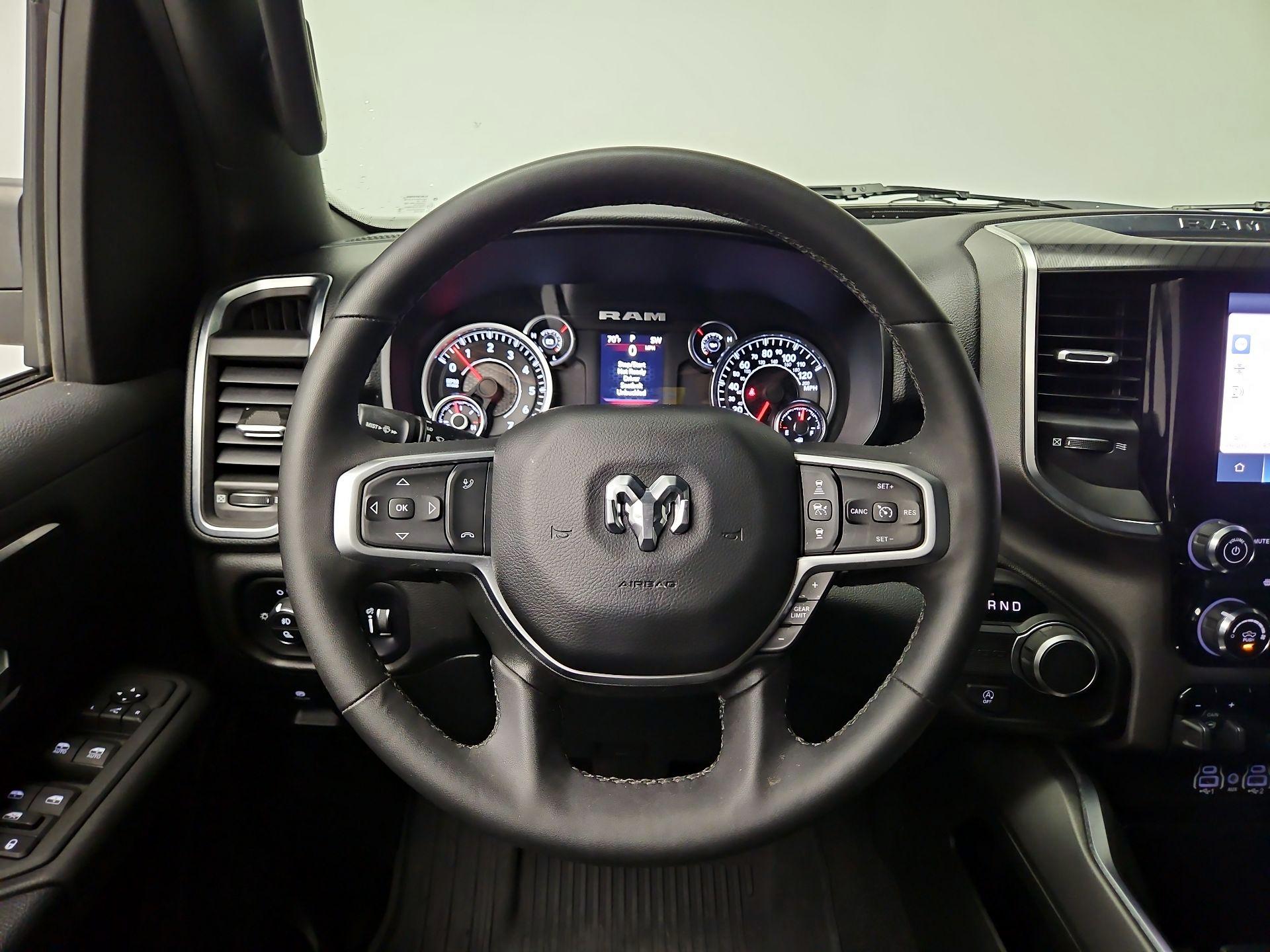 Thumbnail: 2025 RAM 1500 - 10