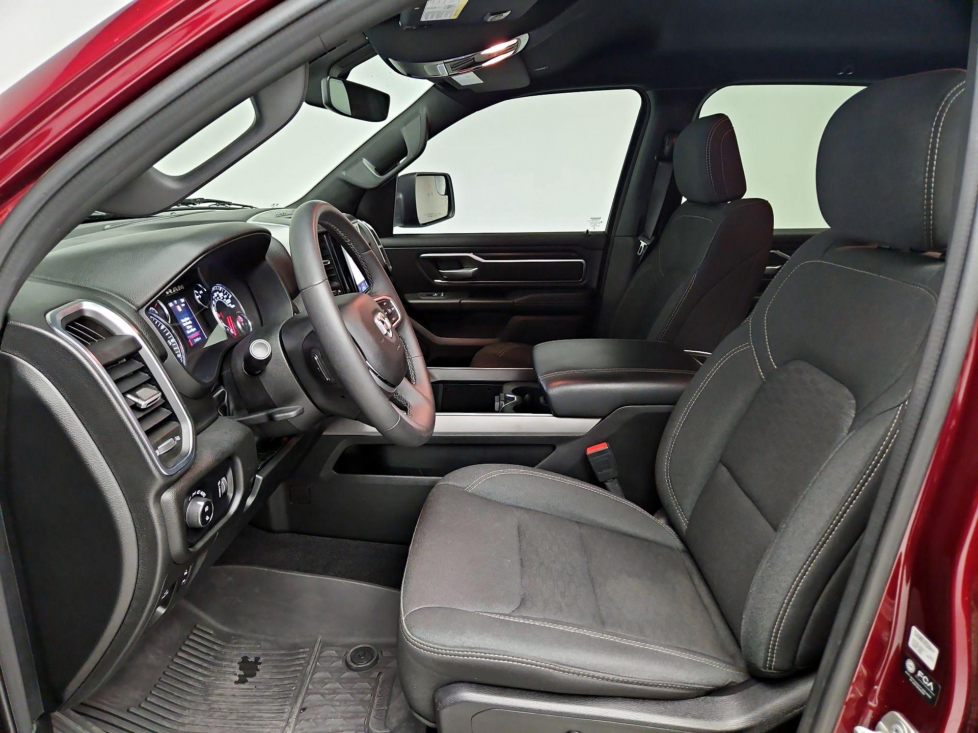 Thumbnail: 2025 RAM 1500 - 11