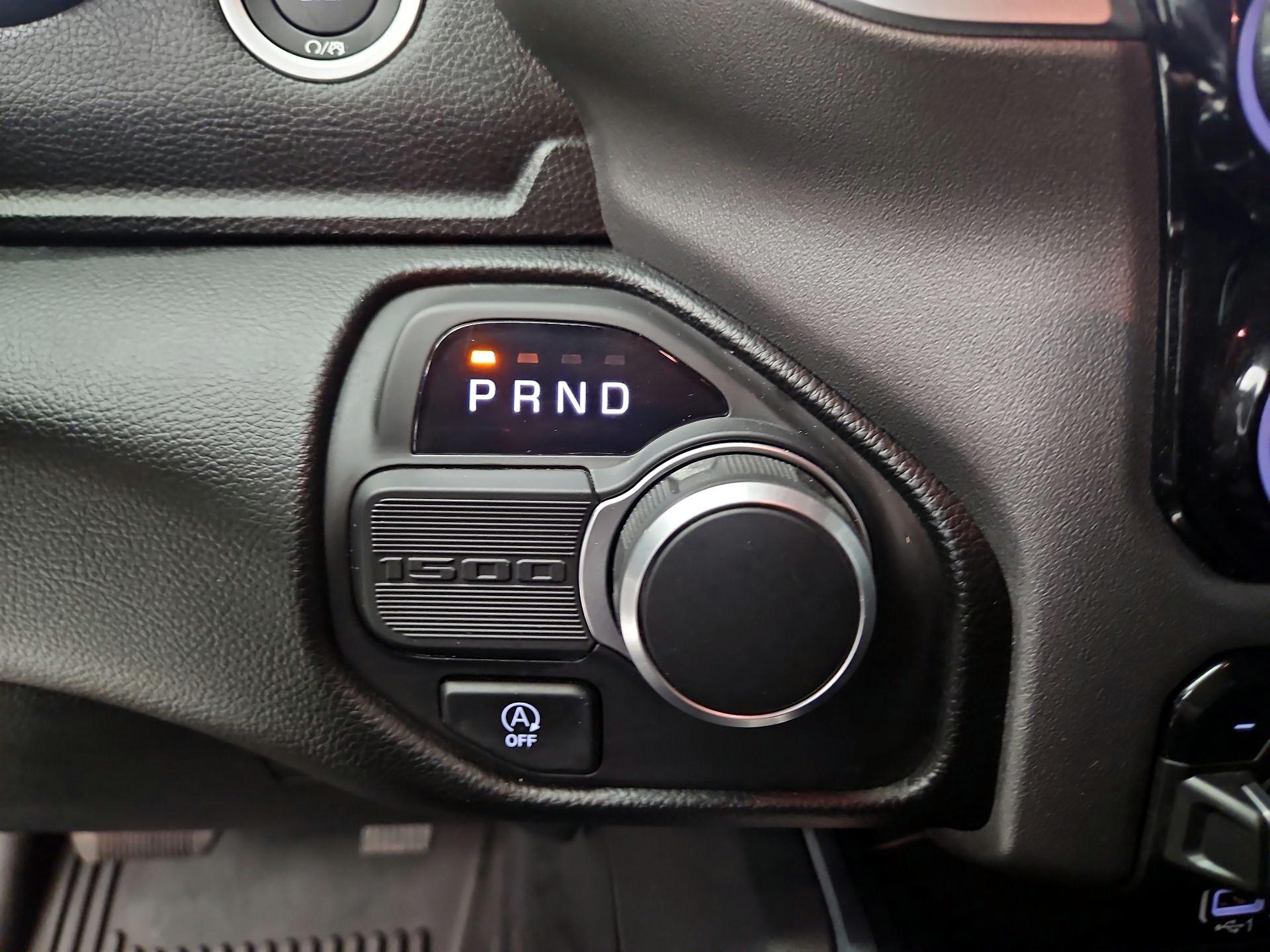 Thumbnail: 2025 RAM 1500 - 17