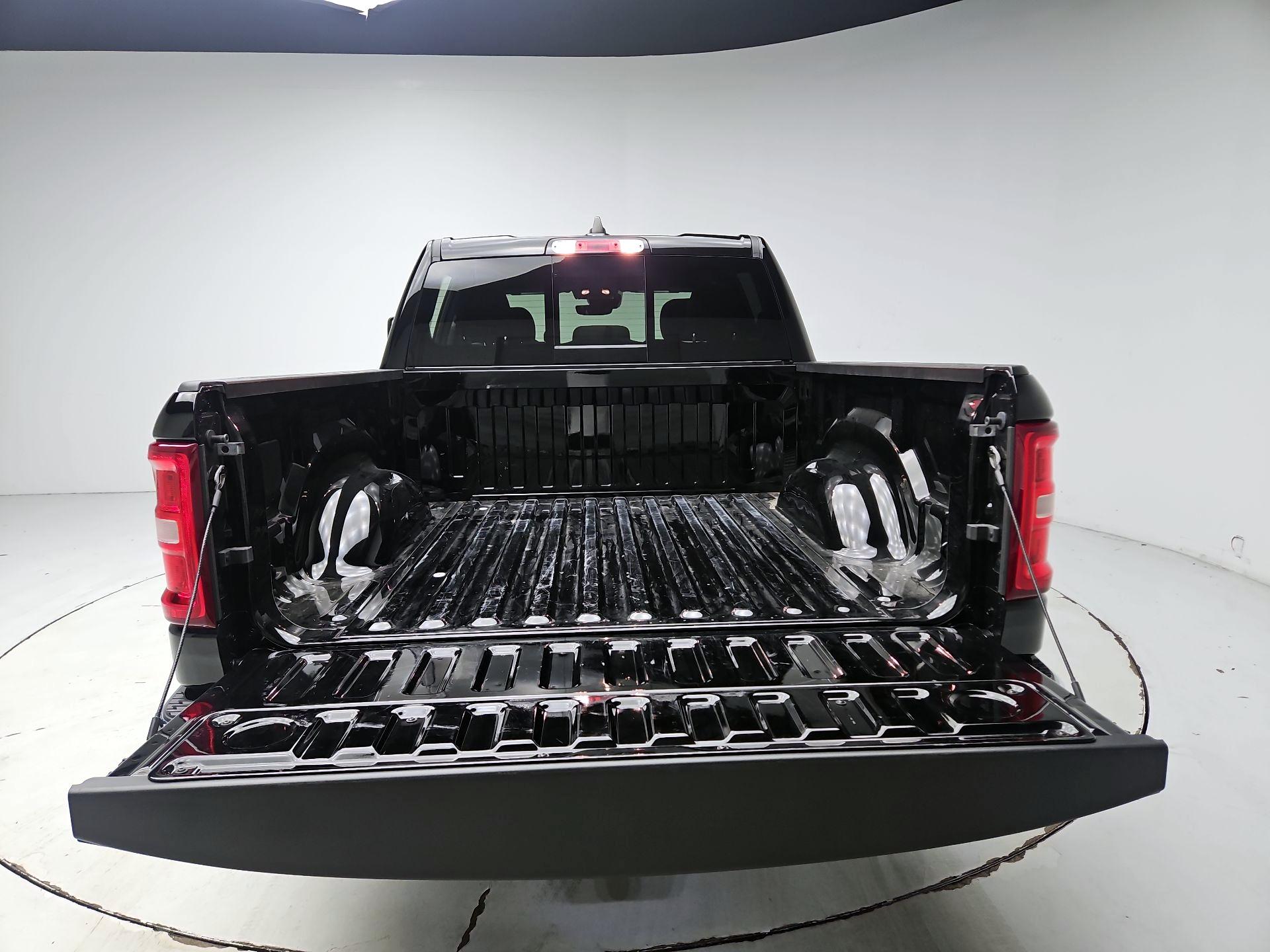 Thumbnail: 2025 RAM 1500 - 20