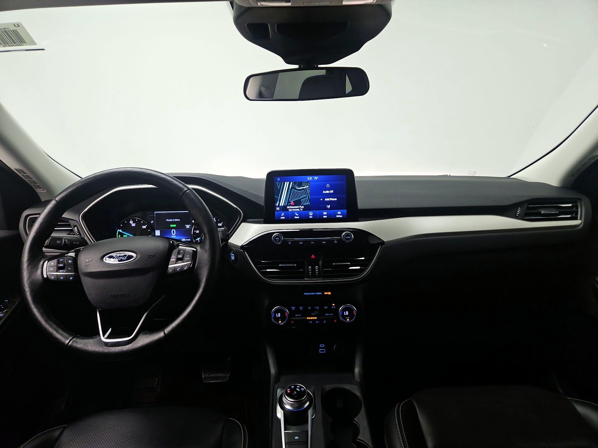 Thumbnail: 2021 Ford Escape - 9