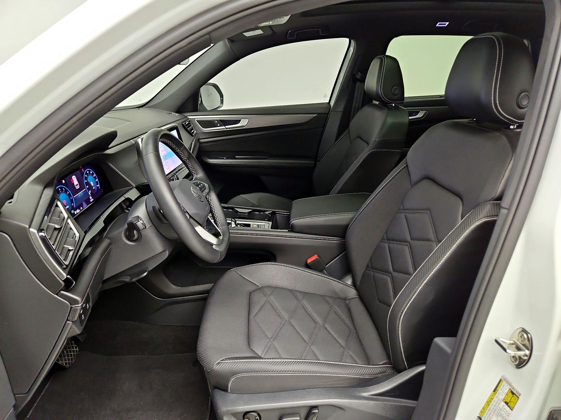 Thumbnail: 2024 Volkswagen Atlas - 11