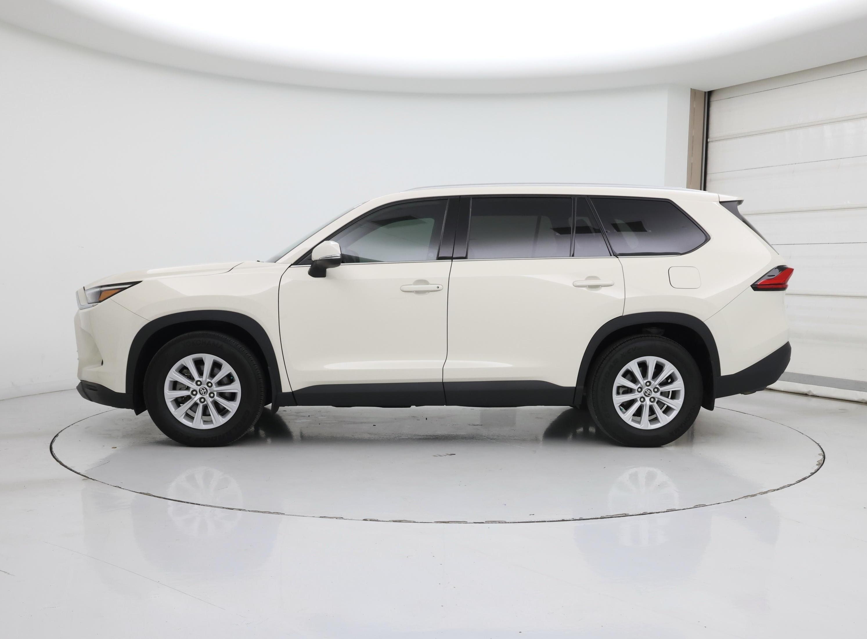 Thumbnail: 2024 Toyota Grand Highlander - 3