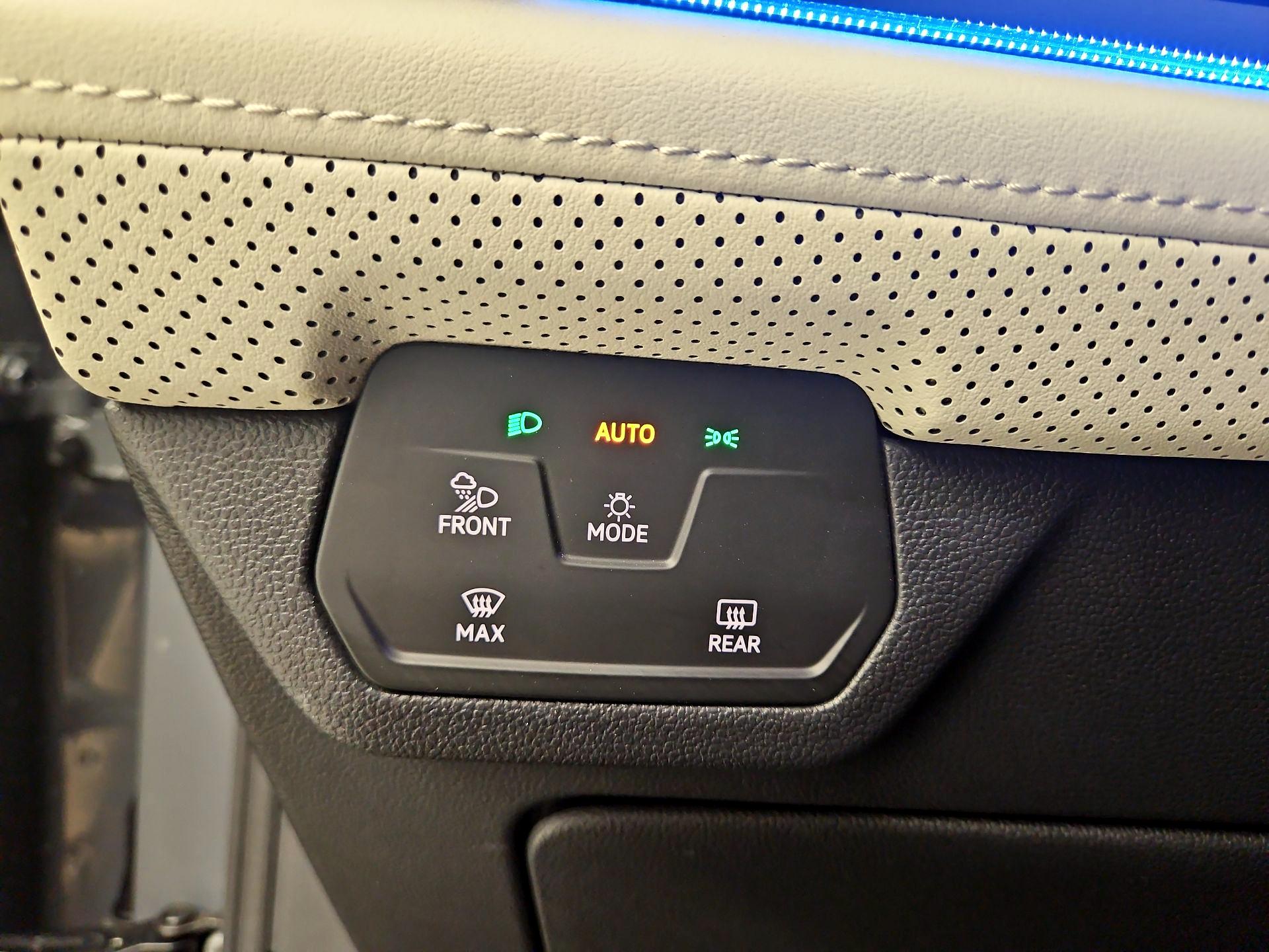 Thumbnail: 2024 Volkswagen Atlas - 13