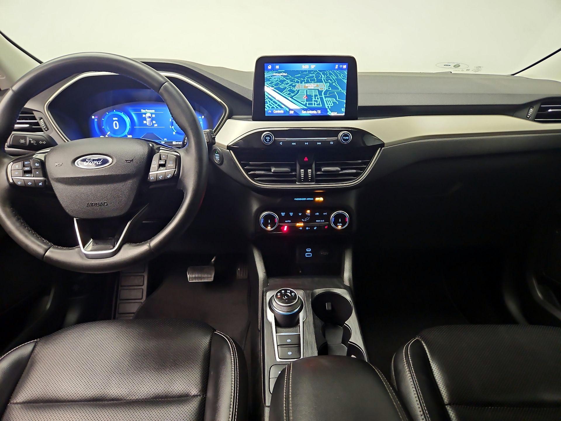 Thumbnail: 2022 Ford Escape - 9