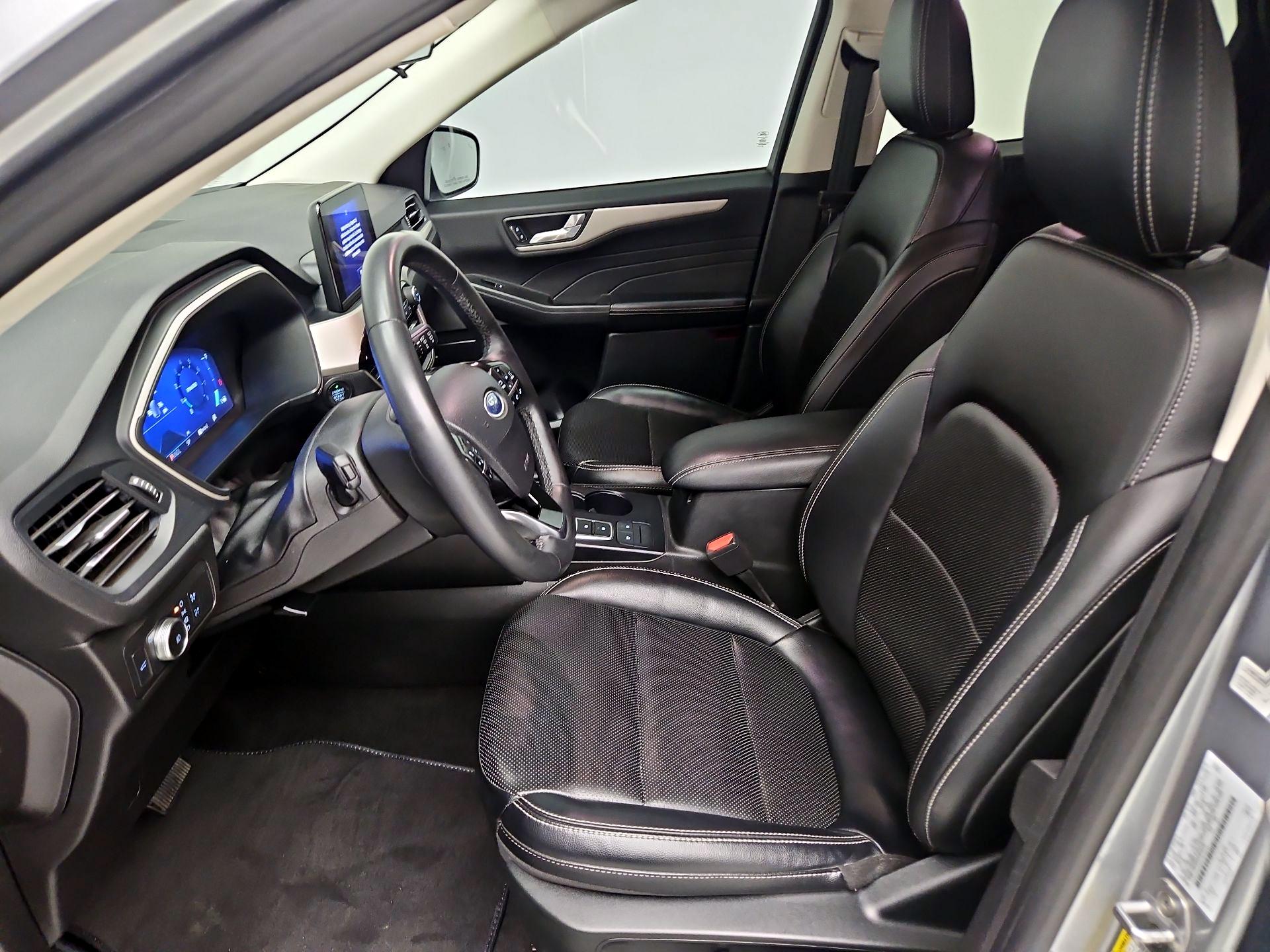 Thumbnail: 2022 Ford Escape - 11