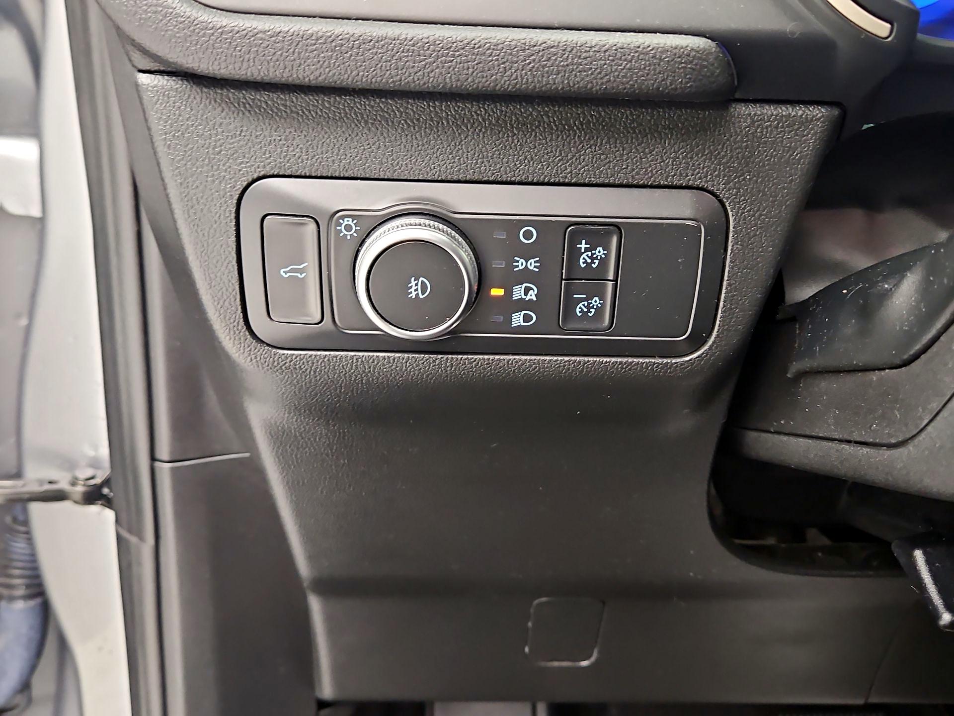 Thumbnail: 2022 Ford Escape - 13