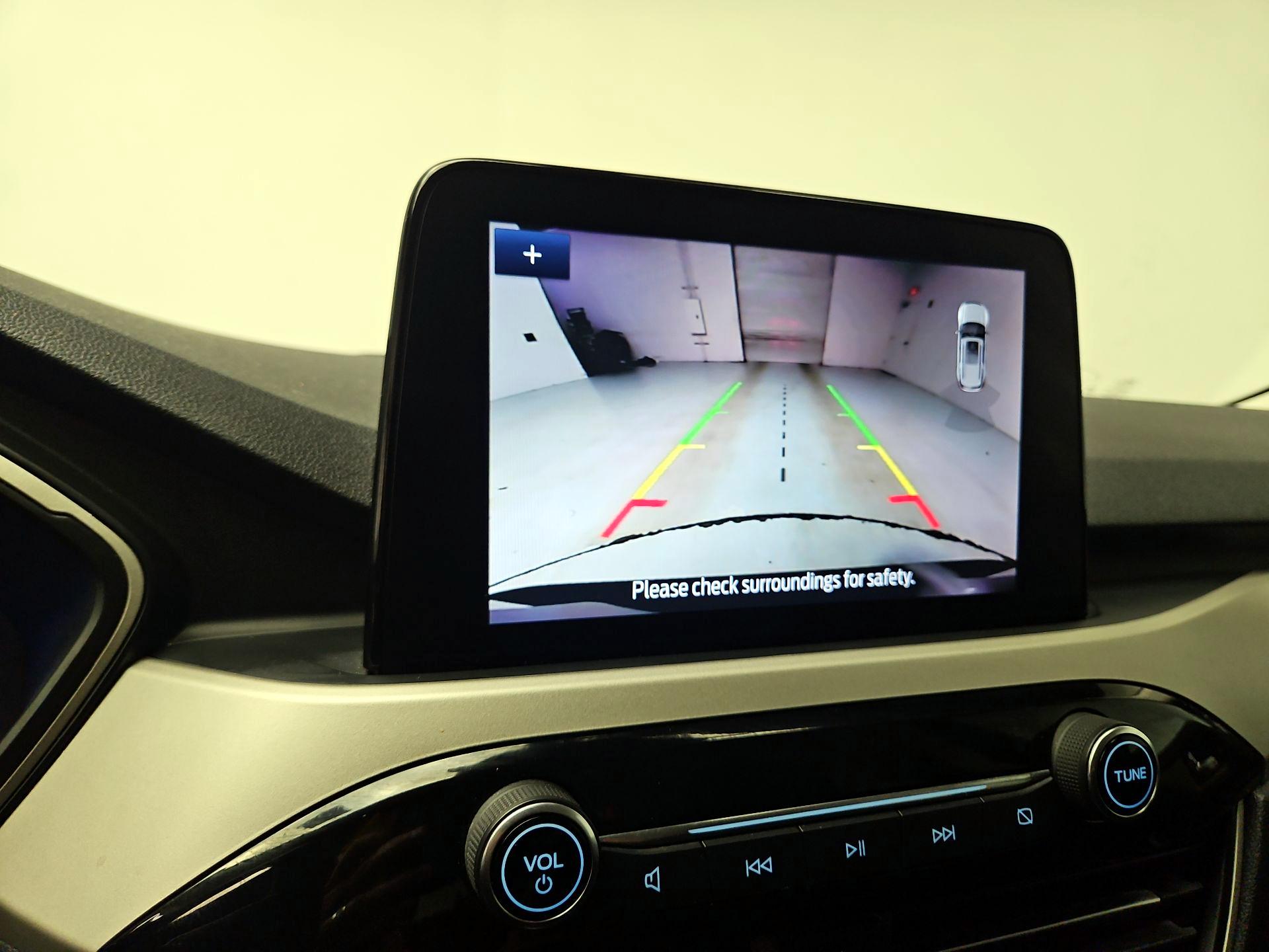 Thumbnail: 2022 Ford Escape - 15