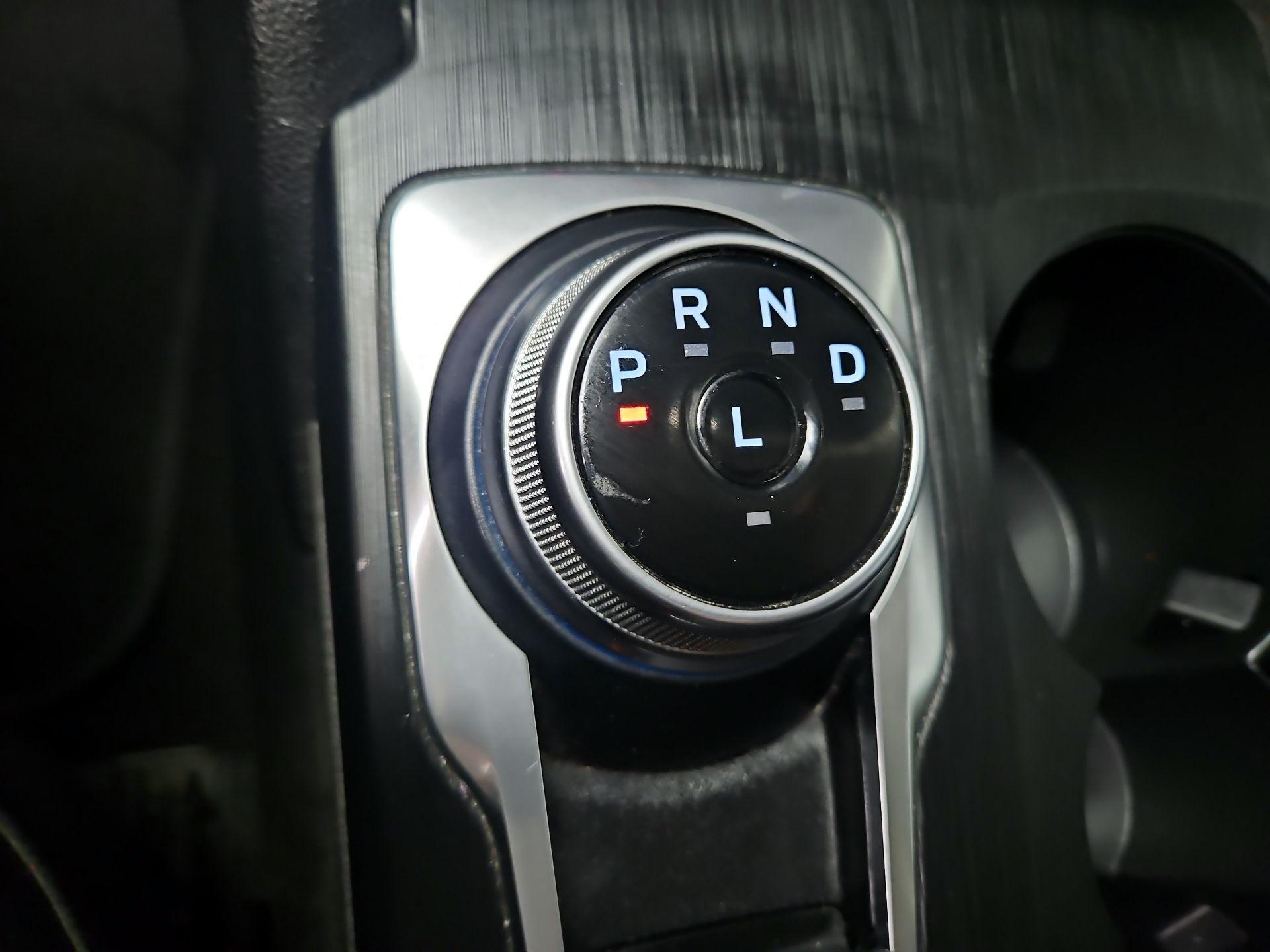 Thumbnail: 2022 Ford Escape - 18