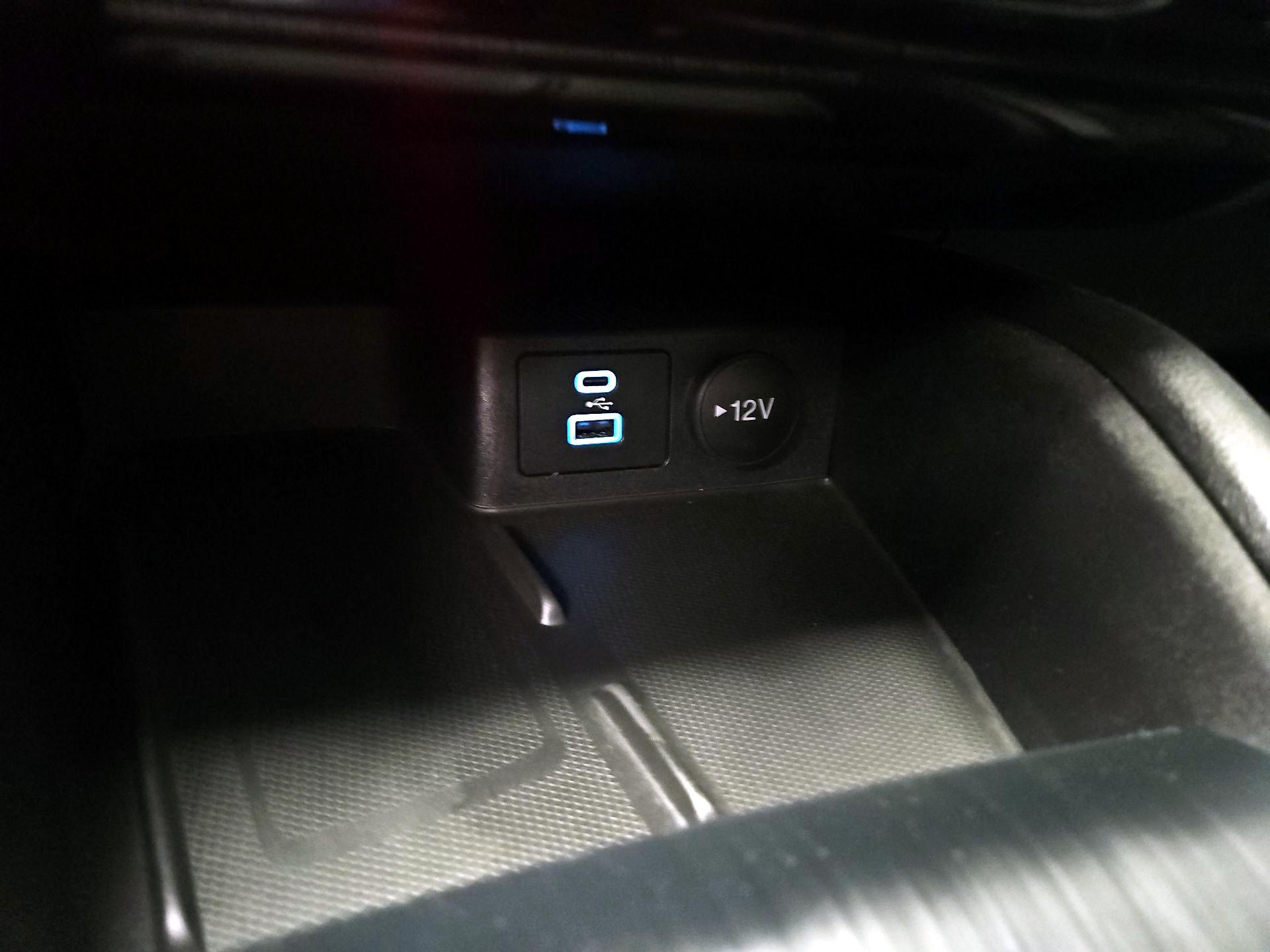 Thumbnail: 2022 Ford Escape - 19