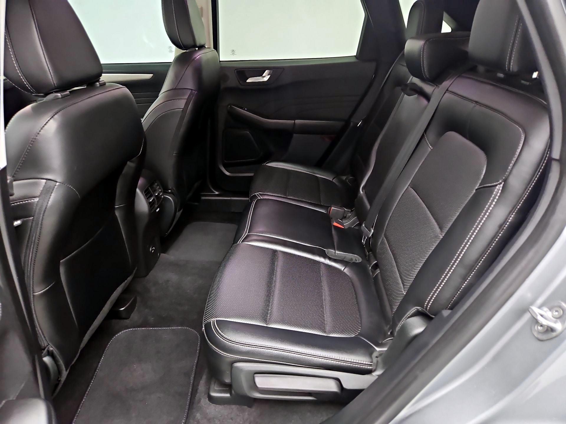 Thumbnail: 2022 Ford Escape - 20