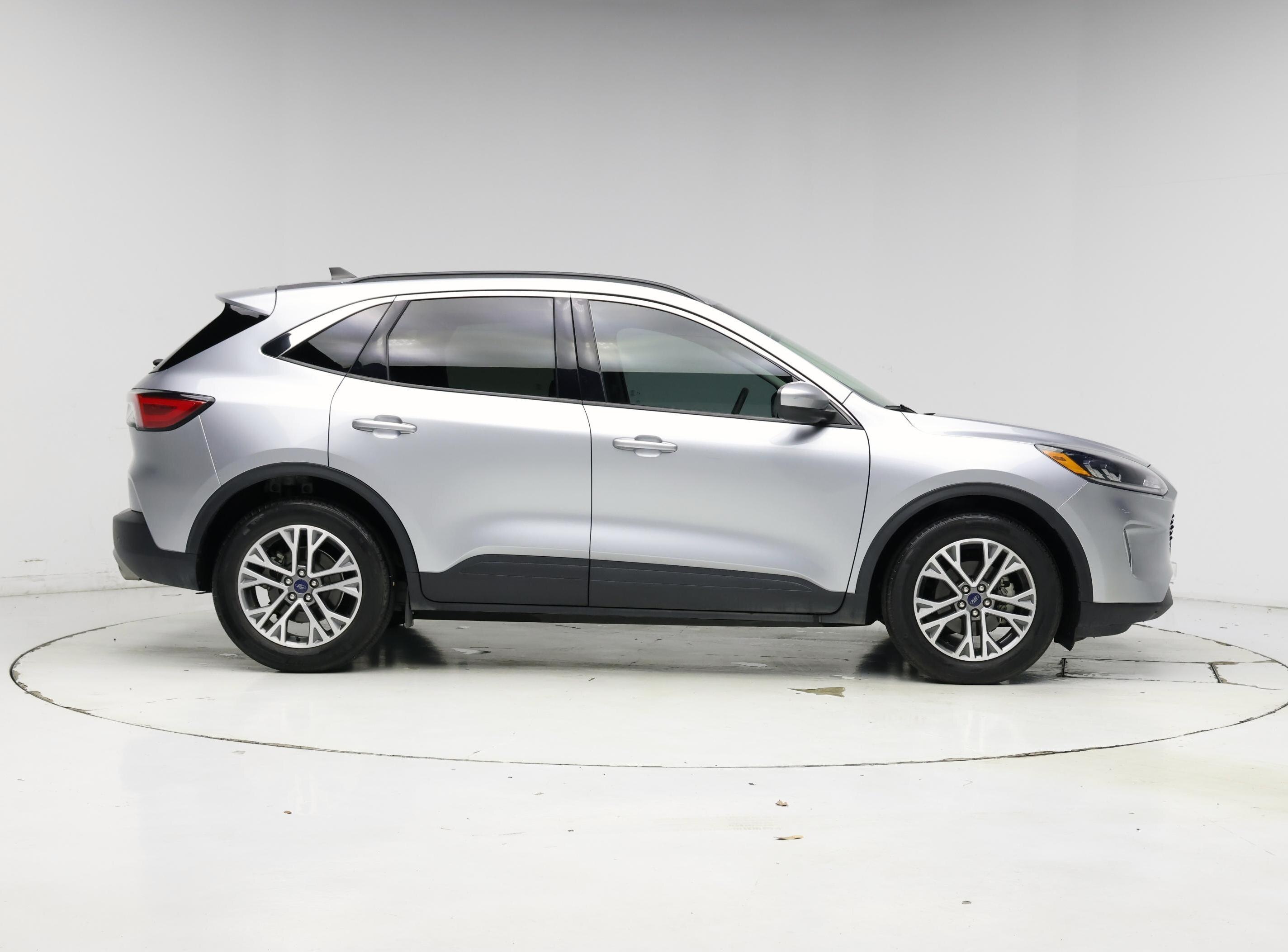 Thumbnail: 2022 Ford Escape - 7