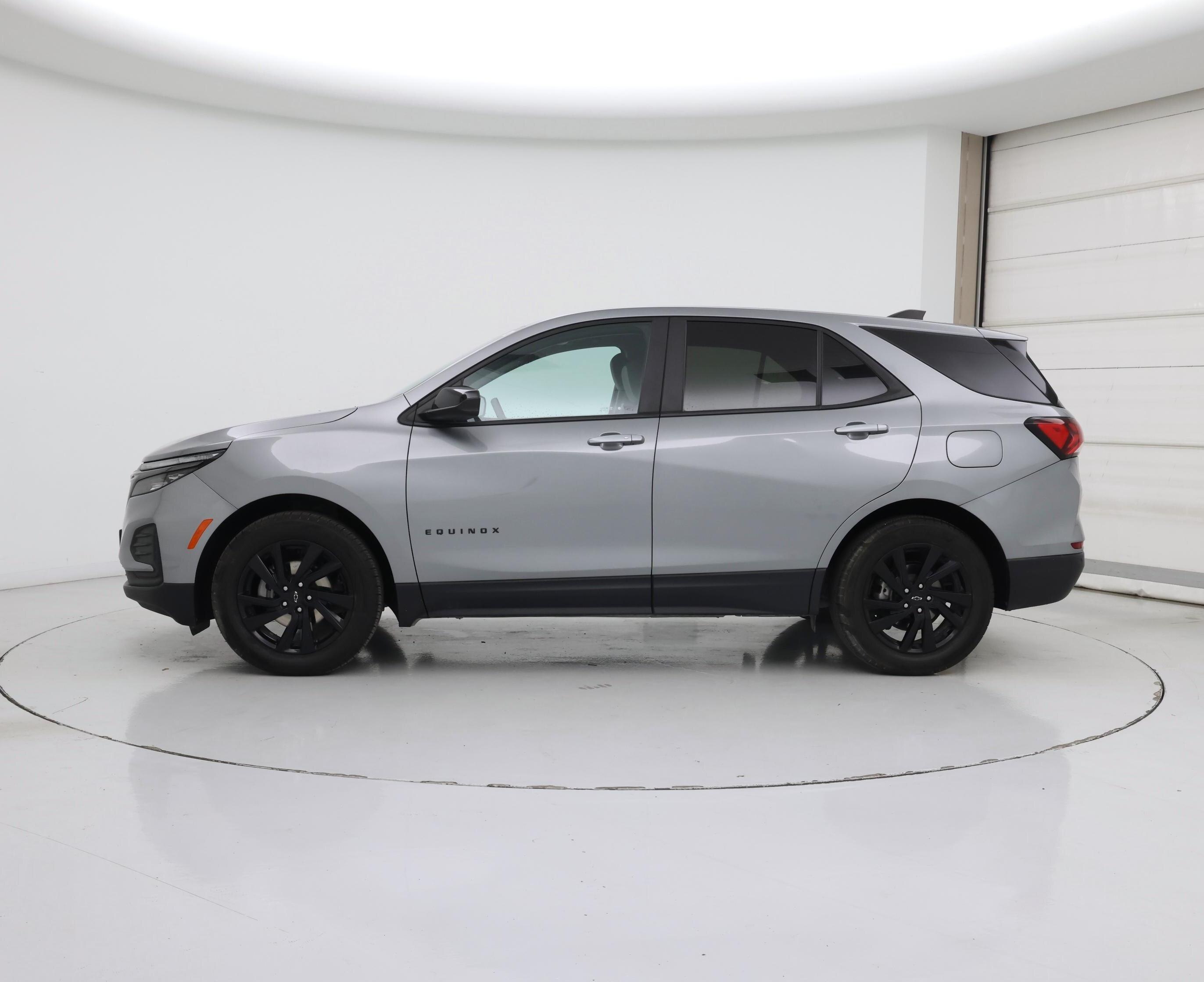 Thumbnail: 2024 Chevrolet Equinox - 3